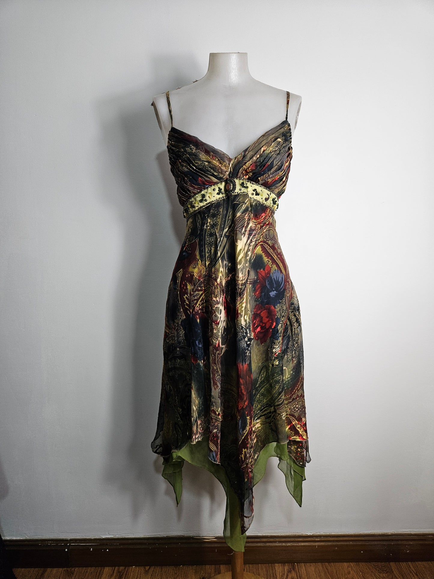 Robe asymétrique en soie