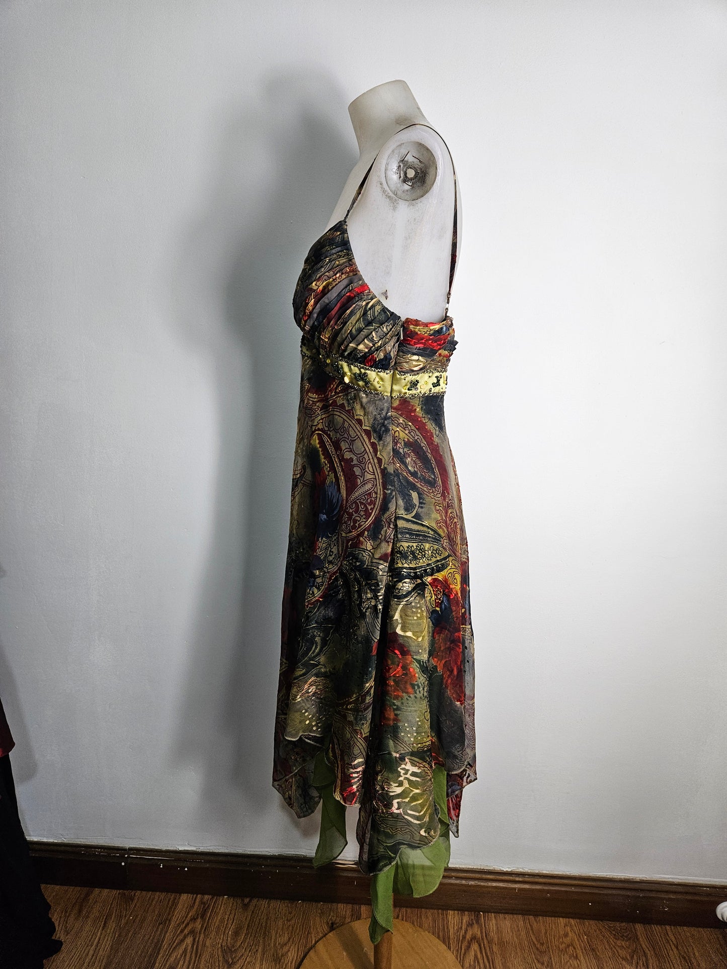 Robe asymétrique en soie