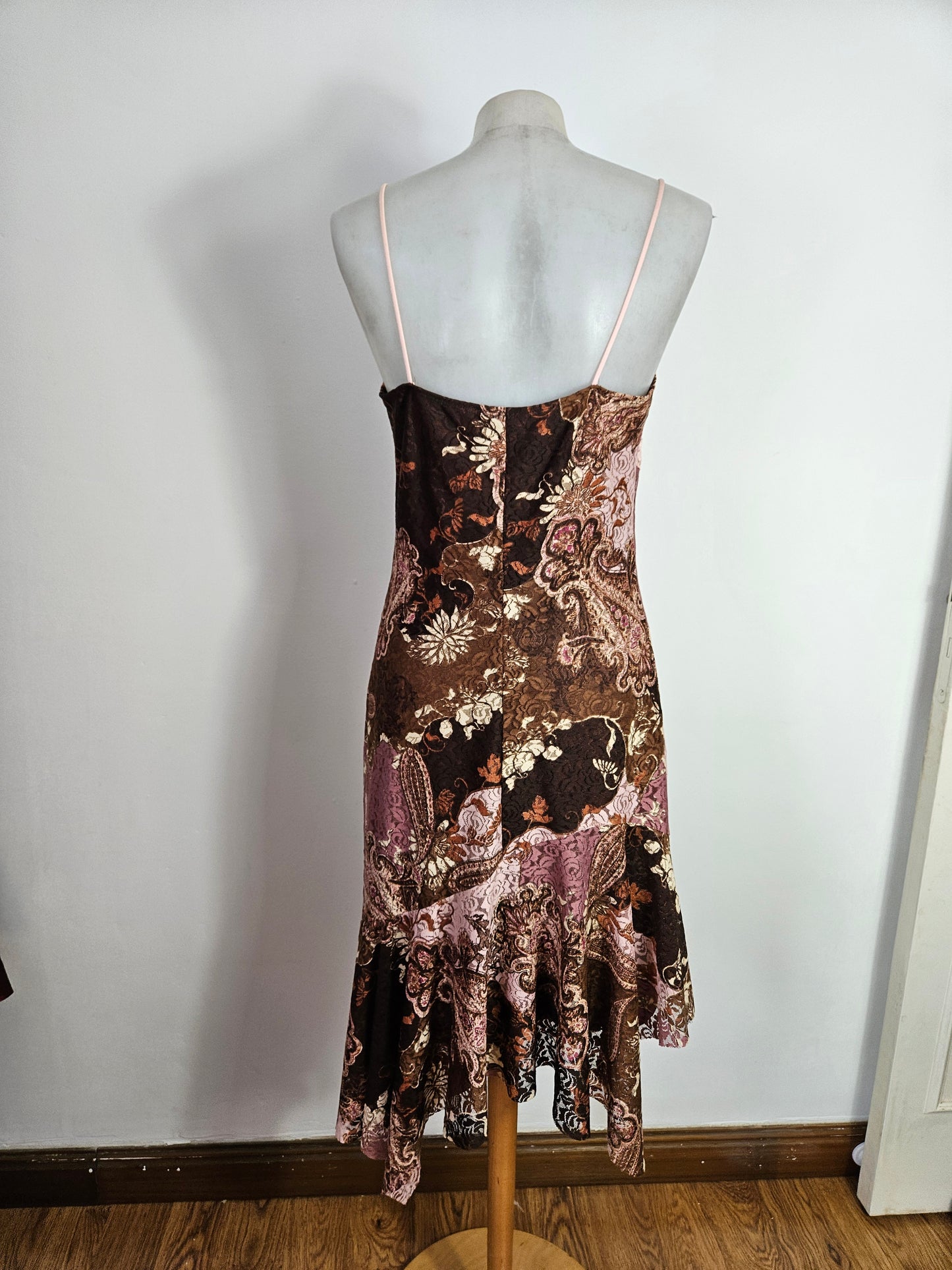 Floral lace asymmetric dress