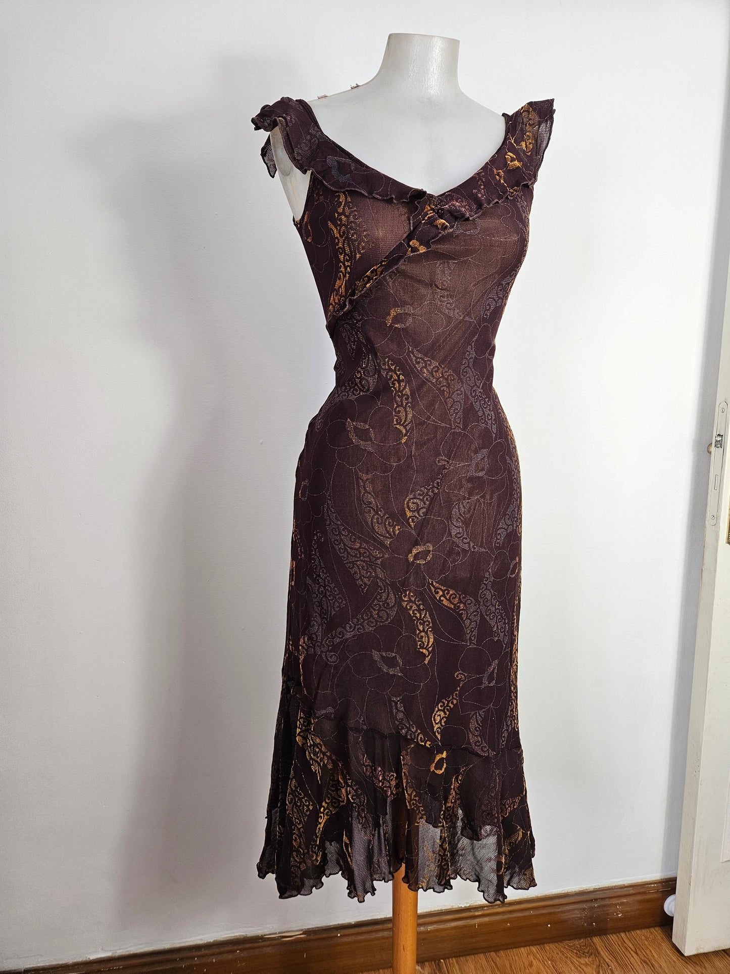 Robe marron motif velours ras