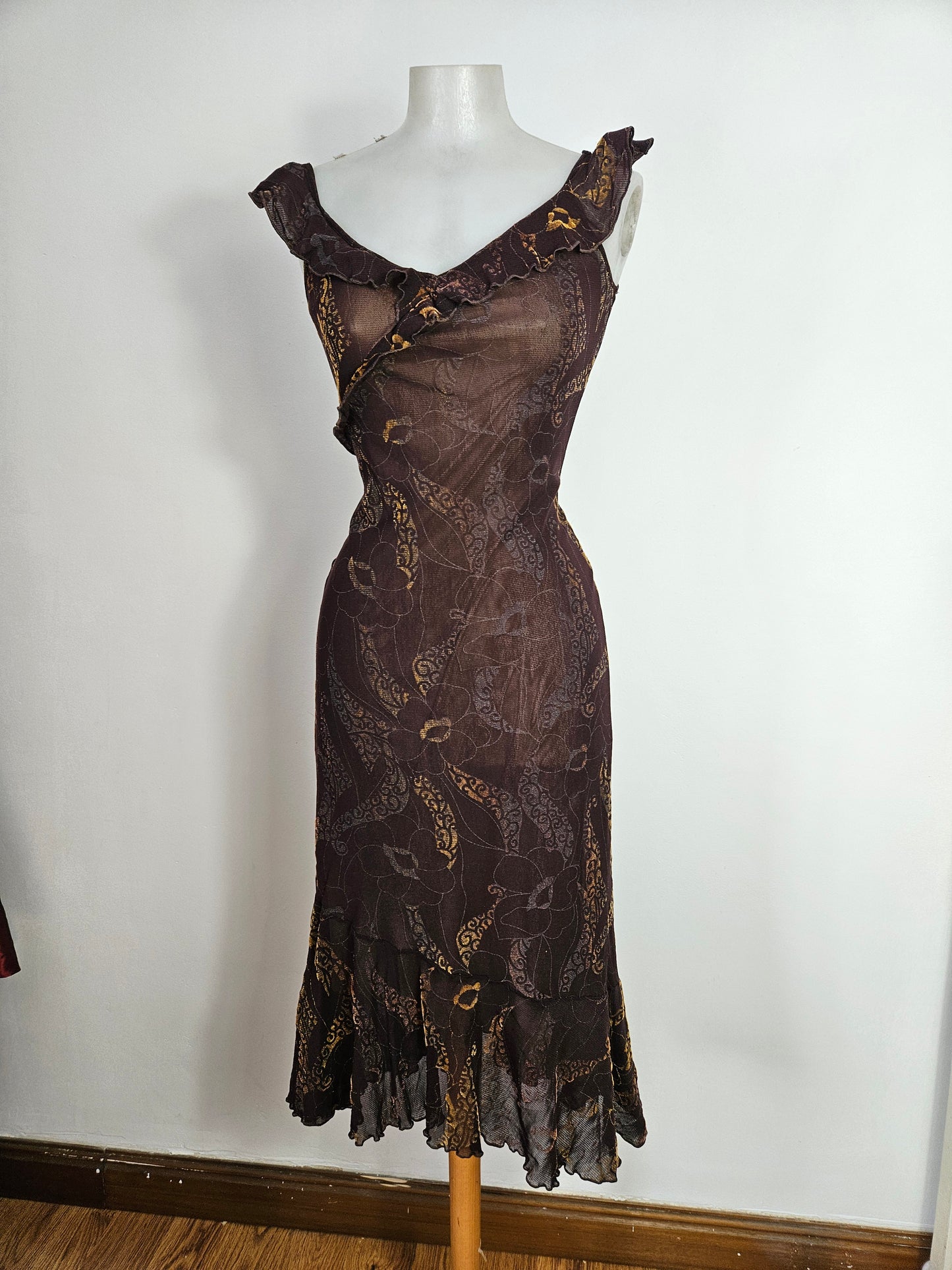 Robe marron motif velours ras