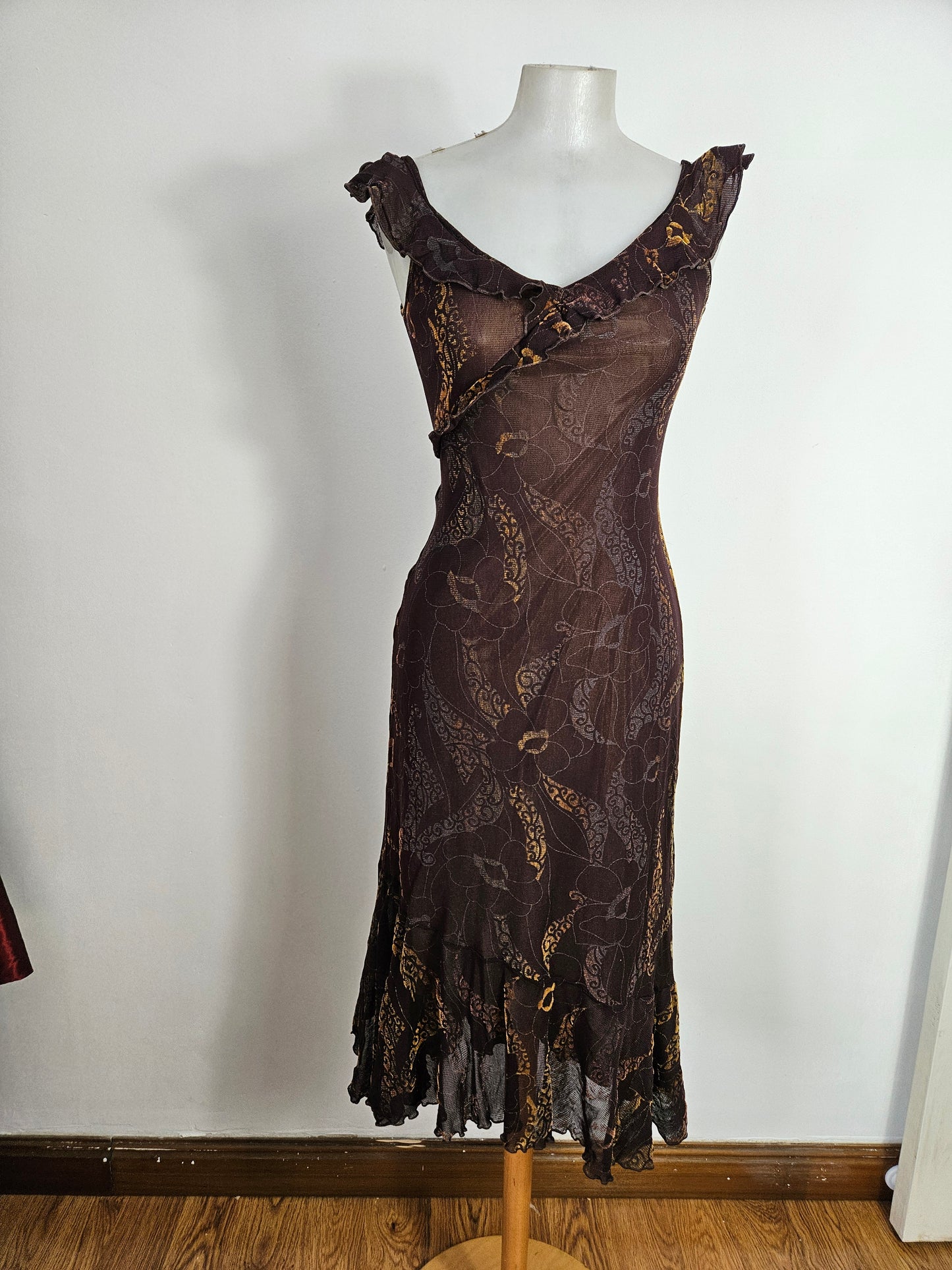 Robe marron motif velours ras