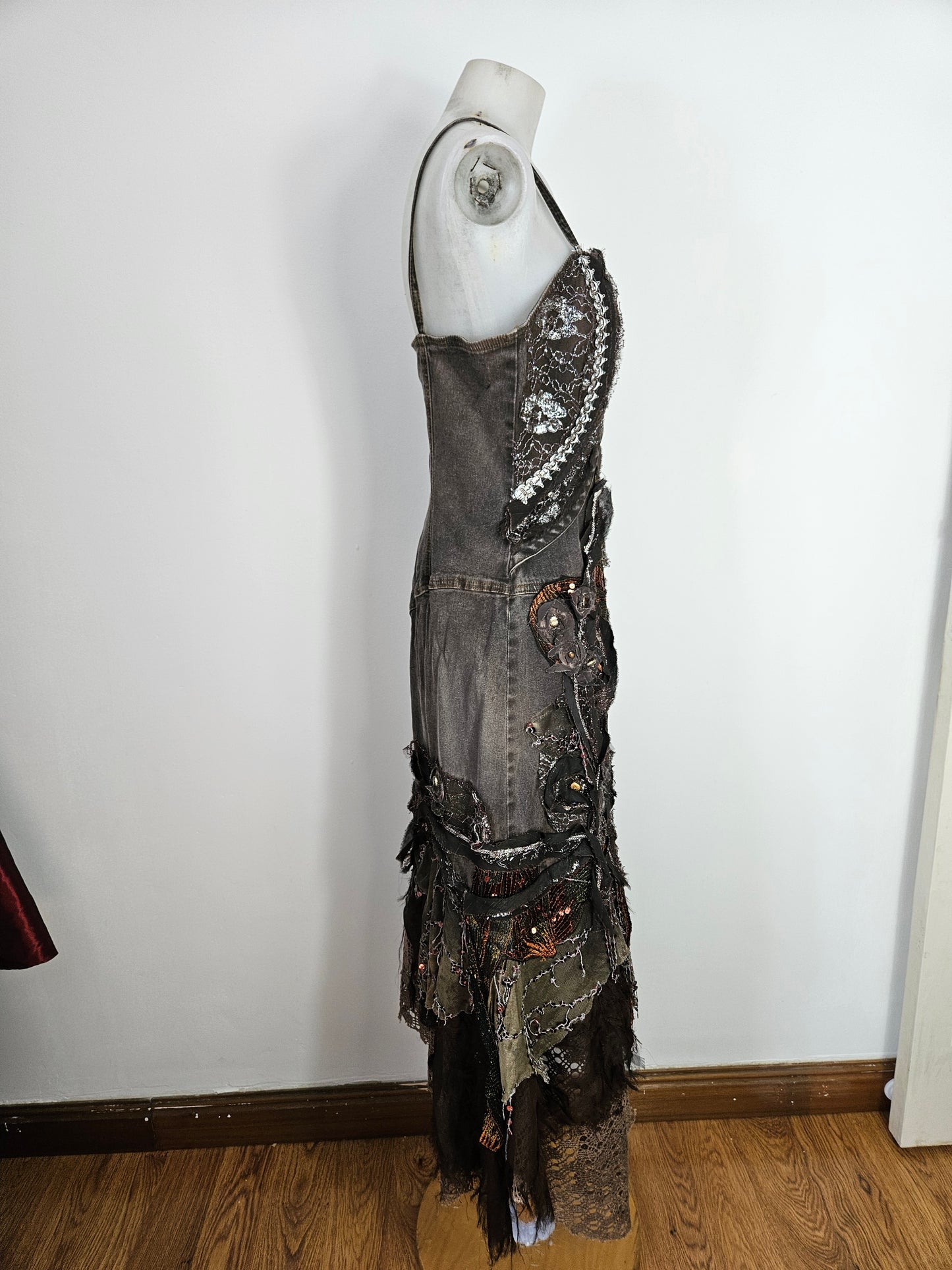 Vestido vaquero bordado