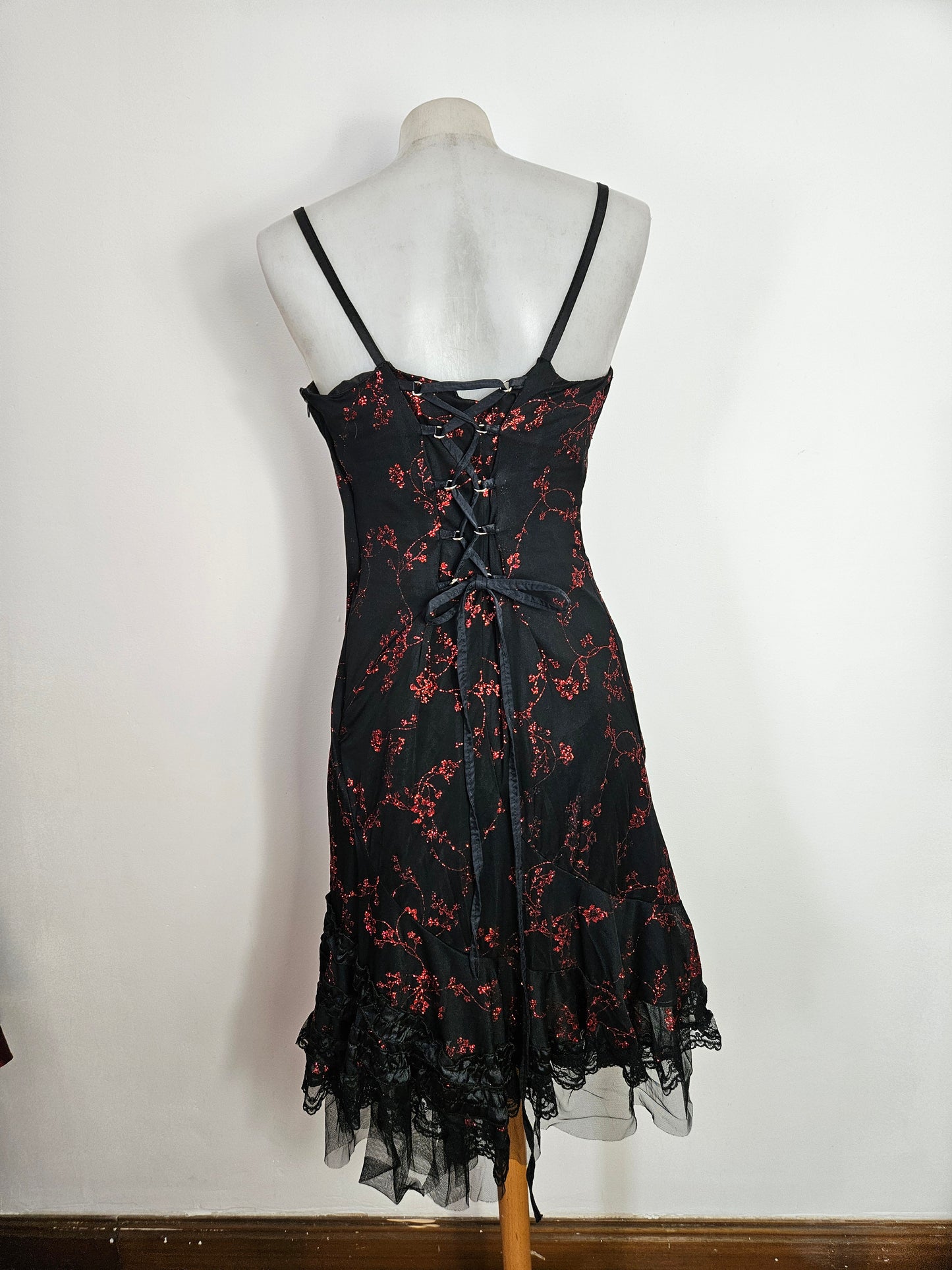 Girls' black and red vanilla dress