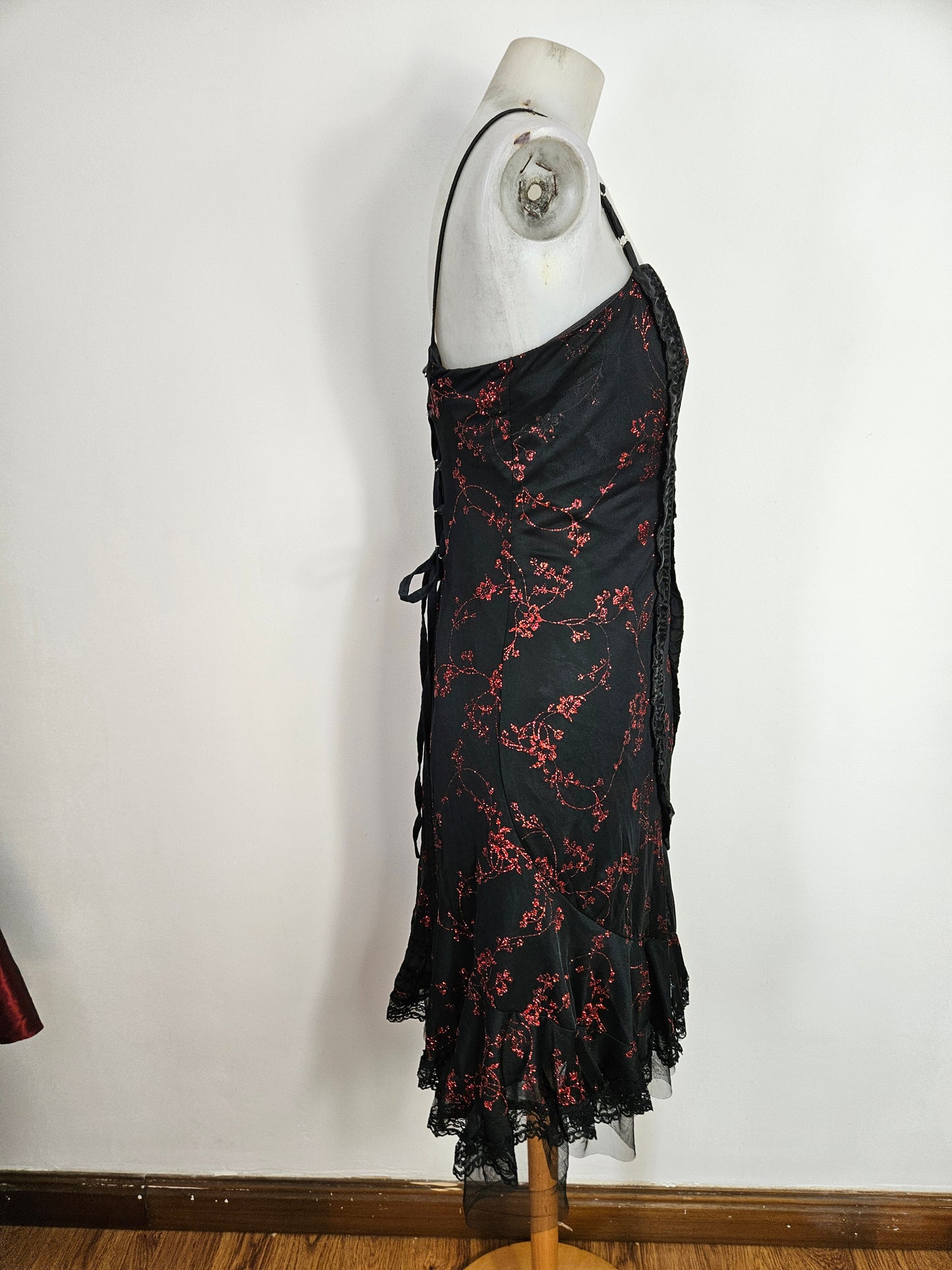 Girls' black and red vanilla dress