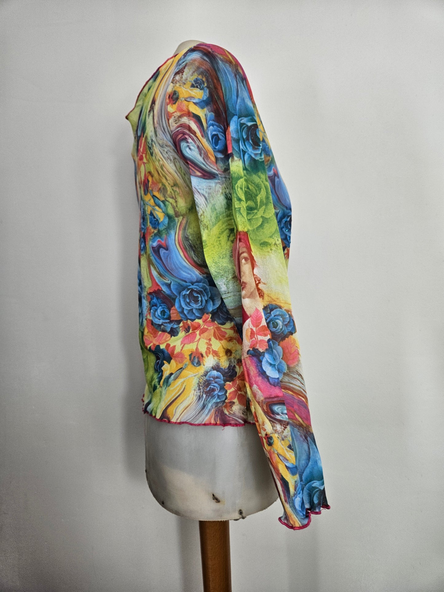 Haut en voile motif Renaissance