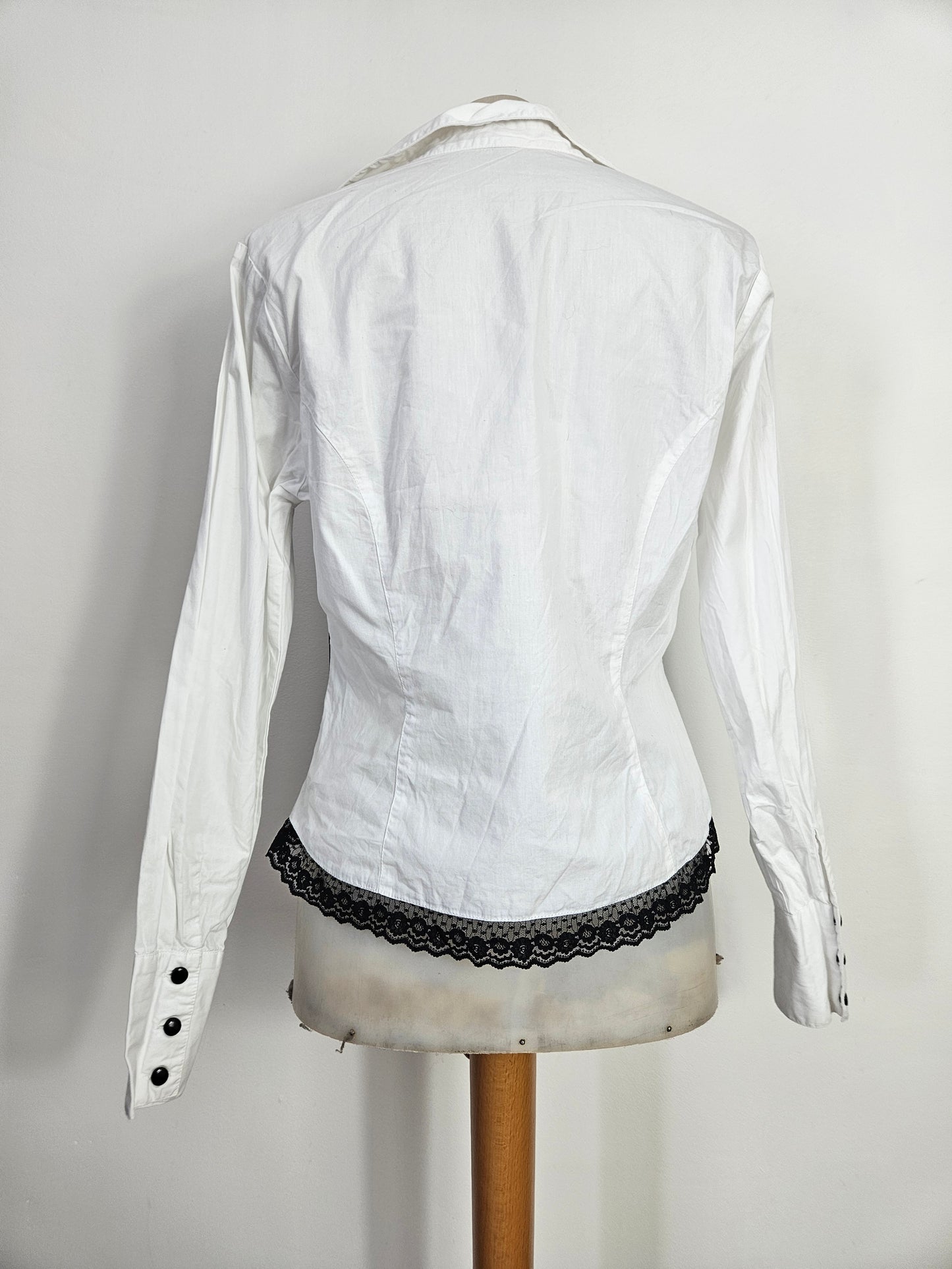 Chemise effet superposition avec dentelle