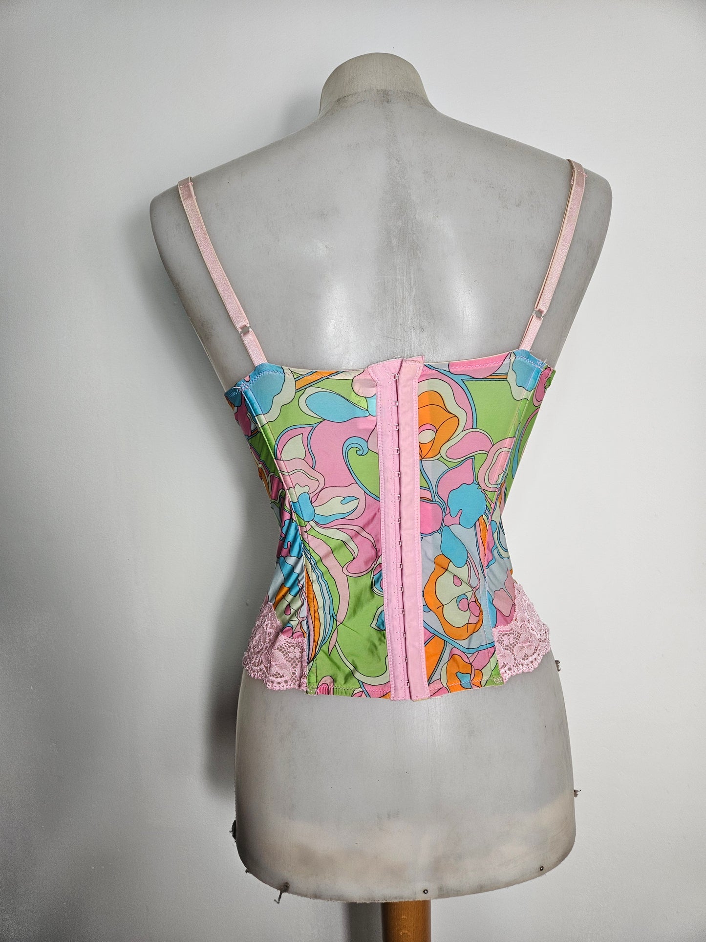 Haut esprit corset en voile fleuri