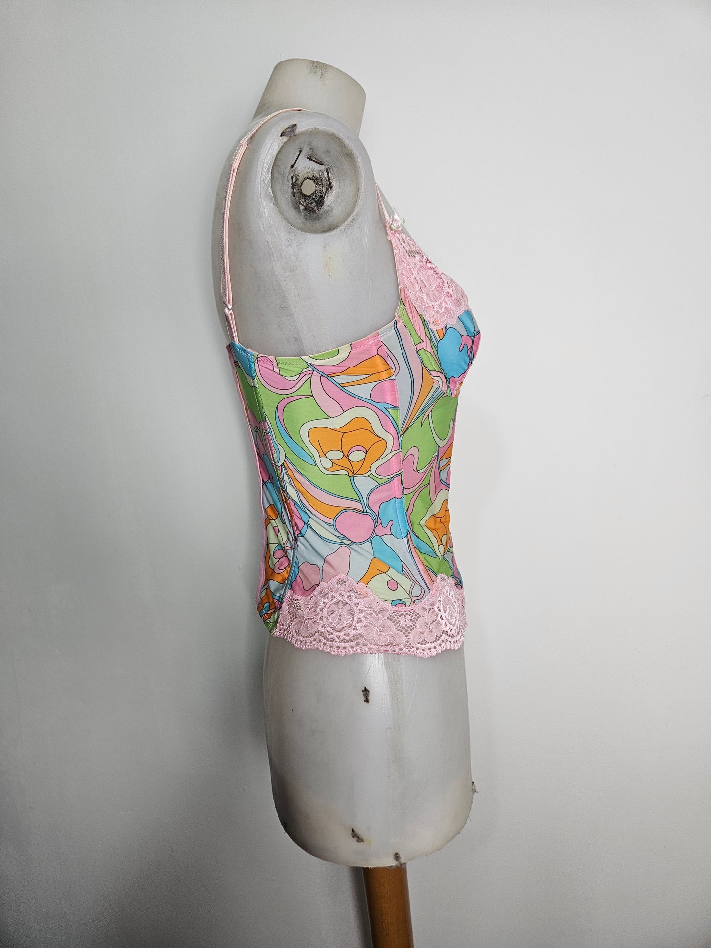 Haut esprit corset en voile fleuri