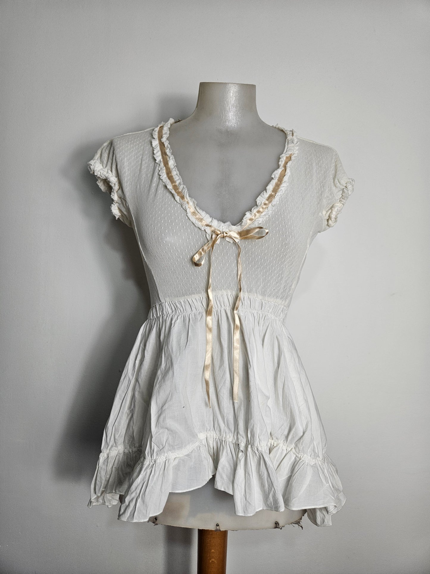 White voile top