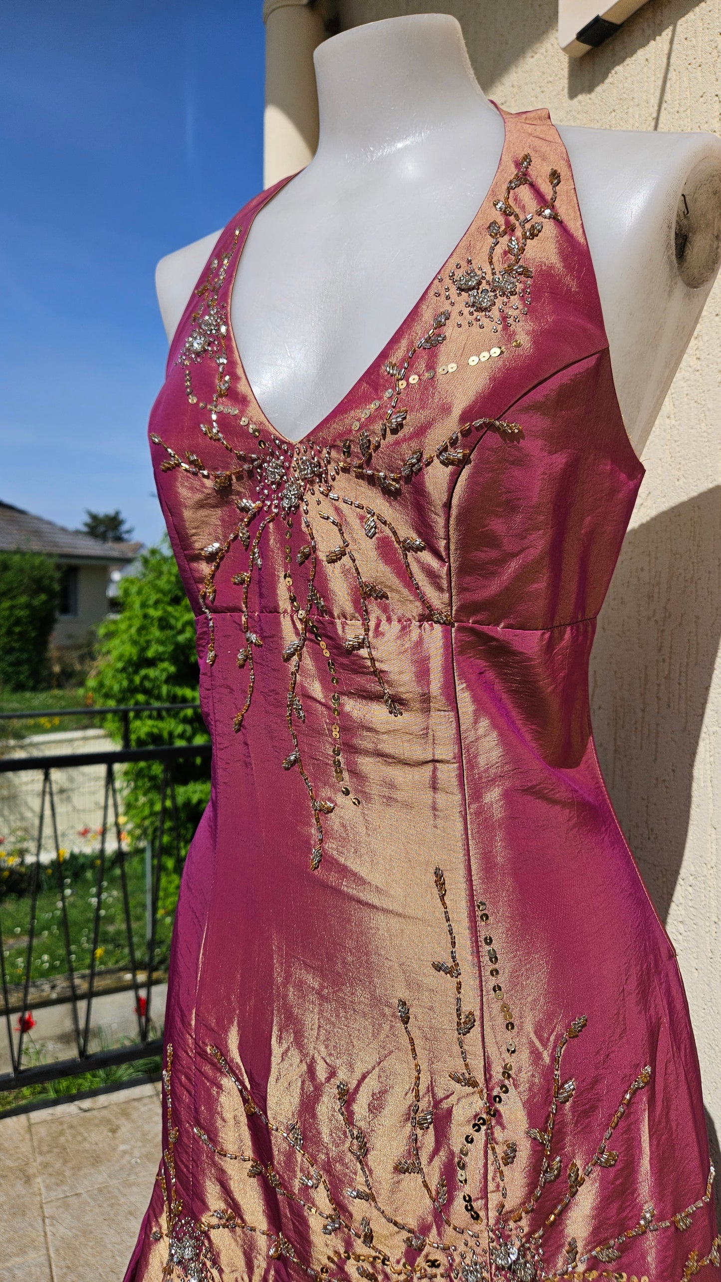 Robe dos nu irisée