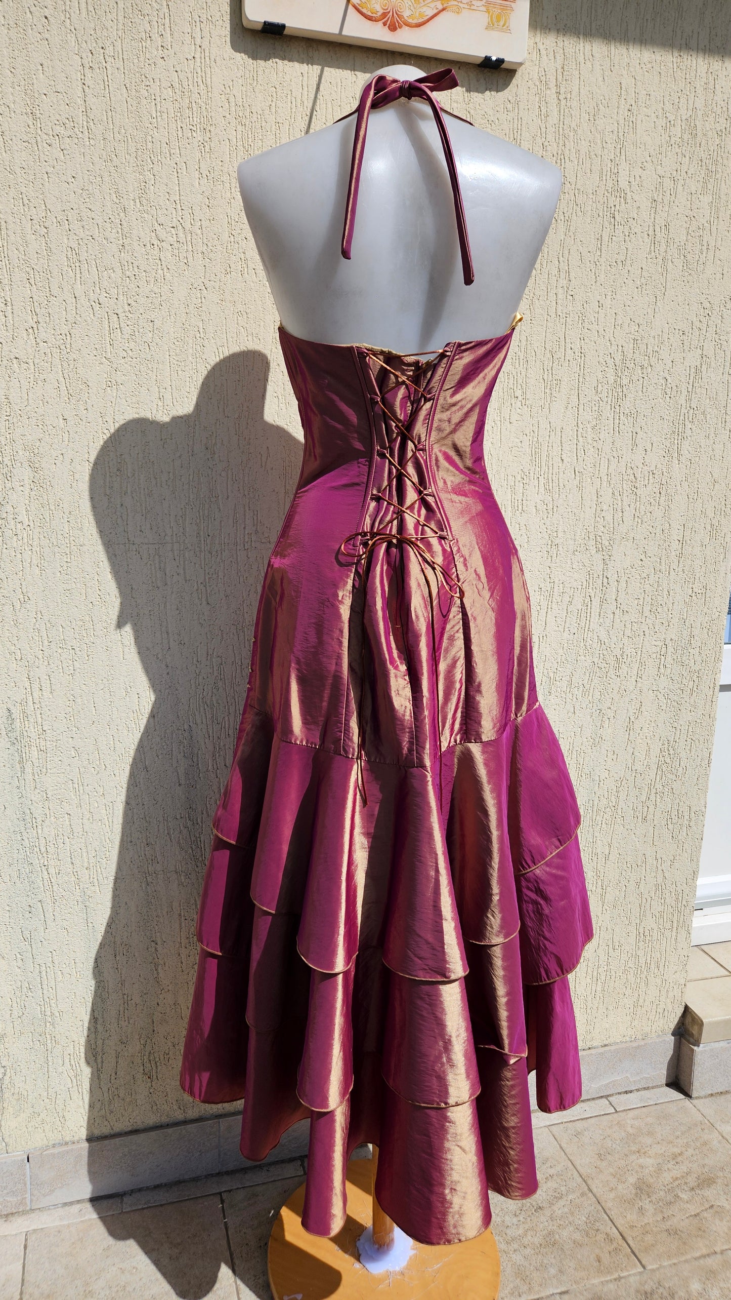 Robe dos nu irisée