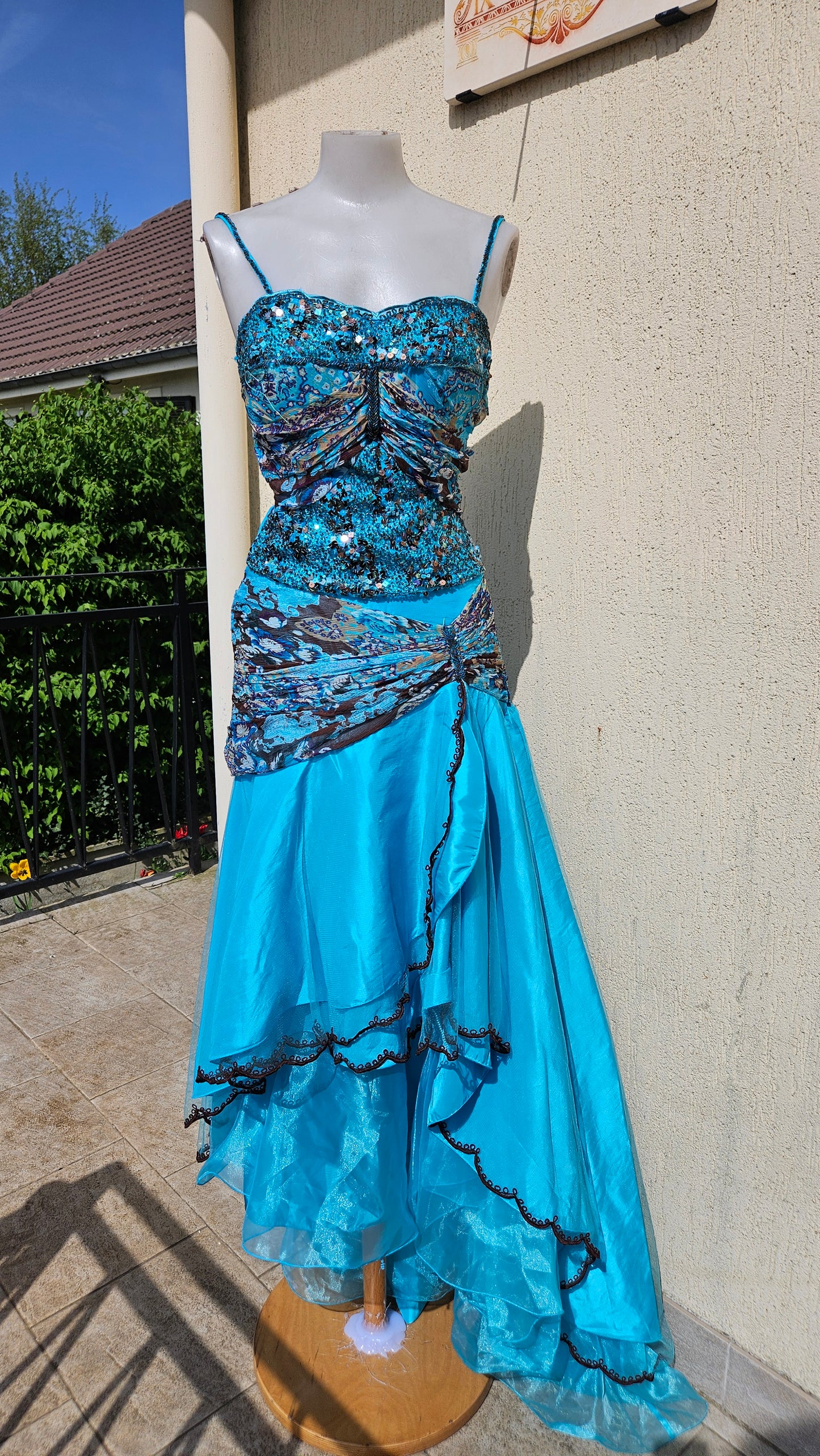 Conjunto de noche azul