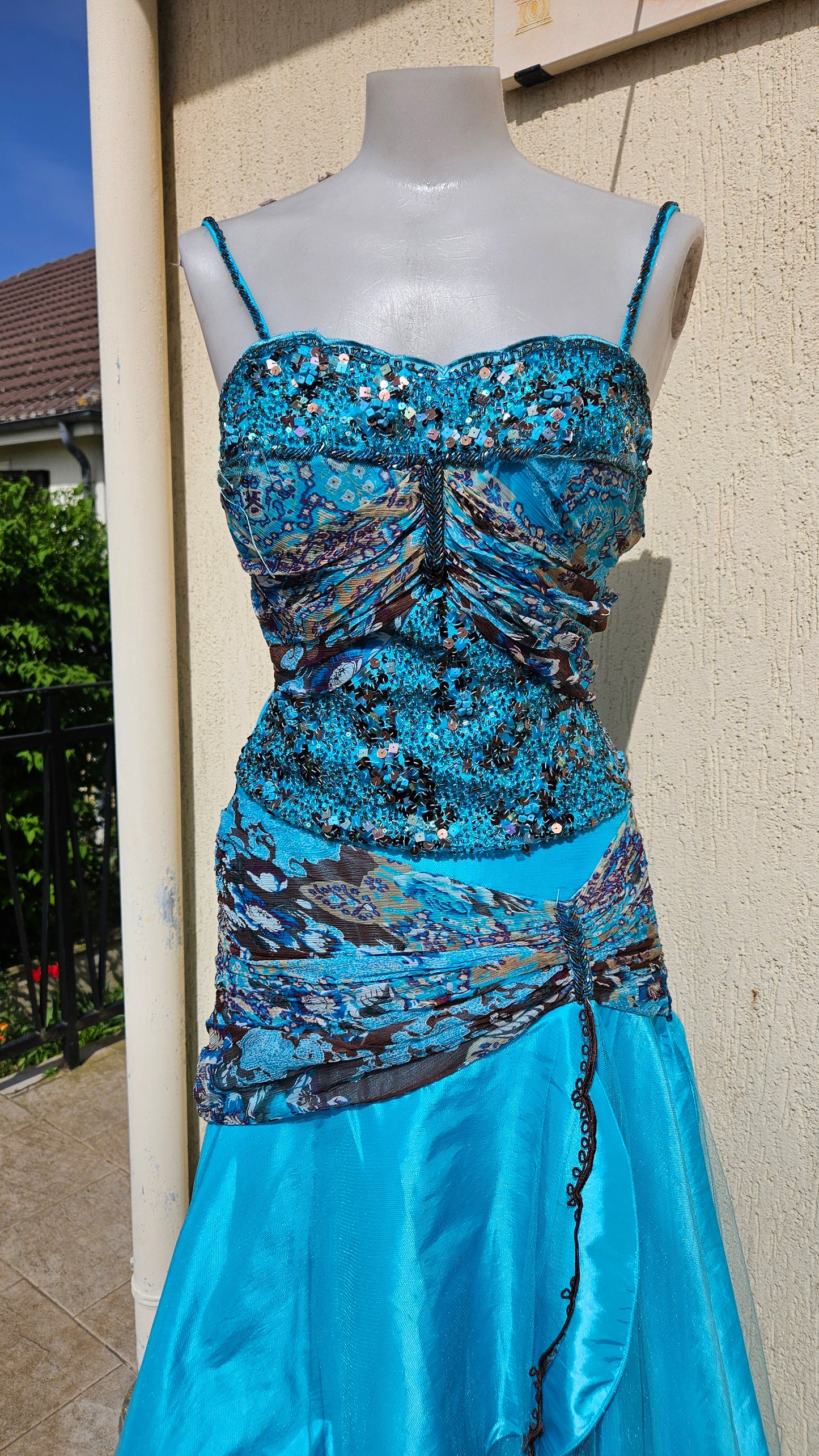 Conjunto de noche azul