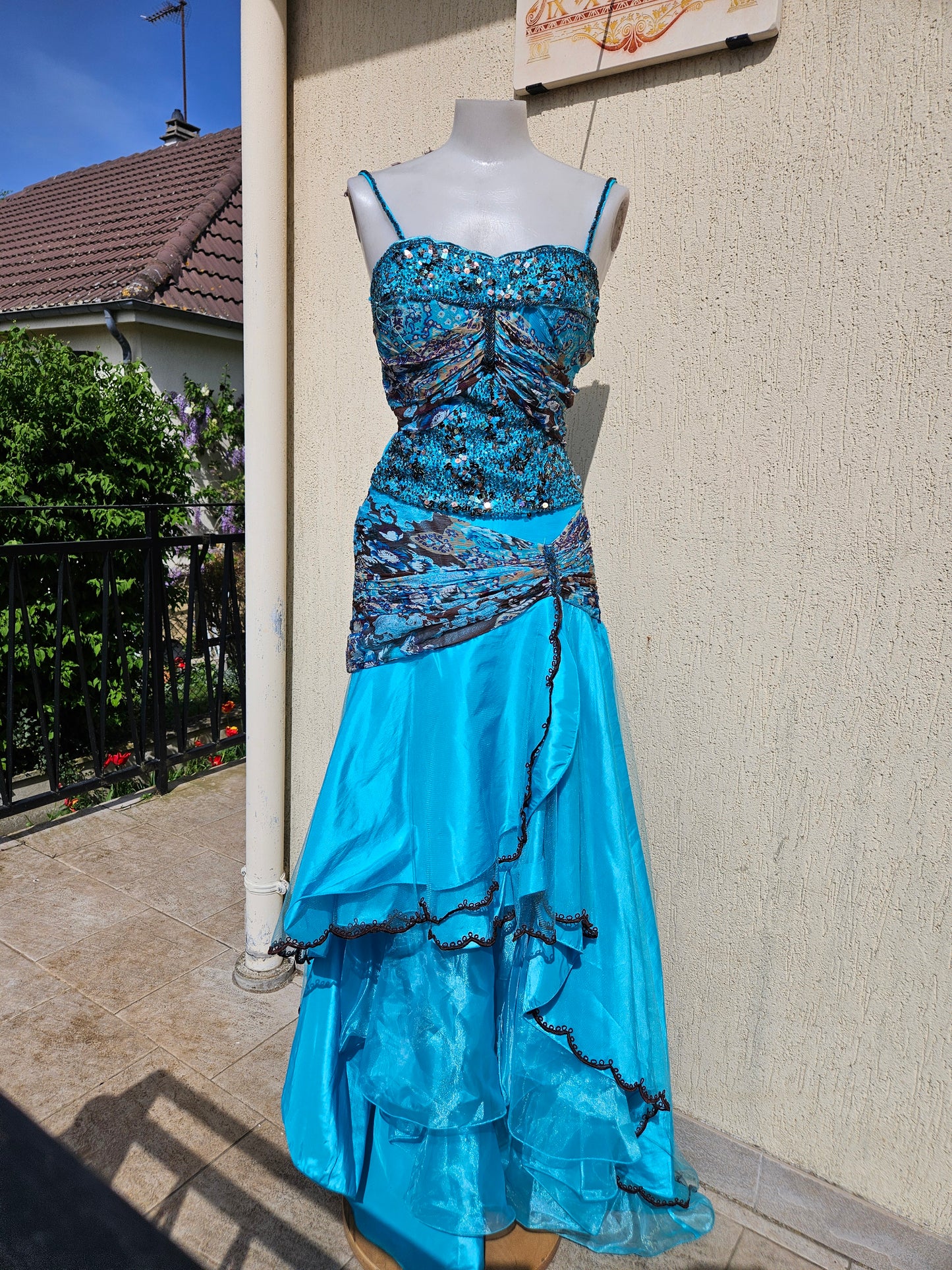 Conjunto de noche azul