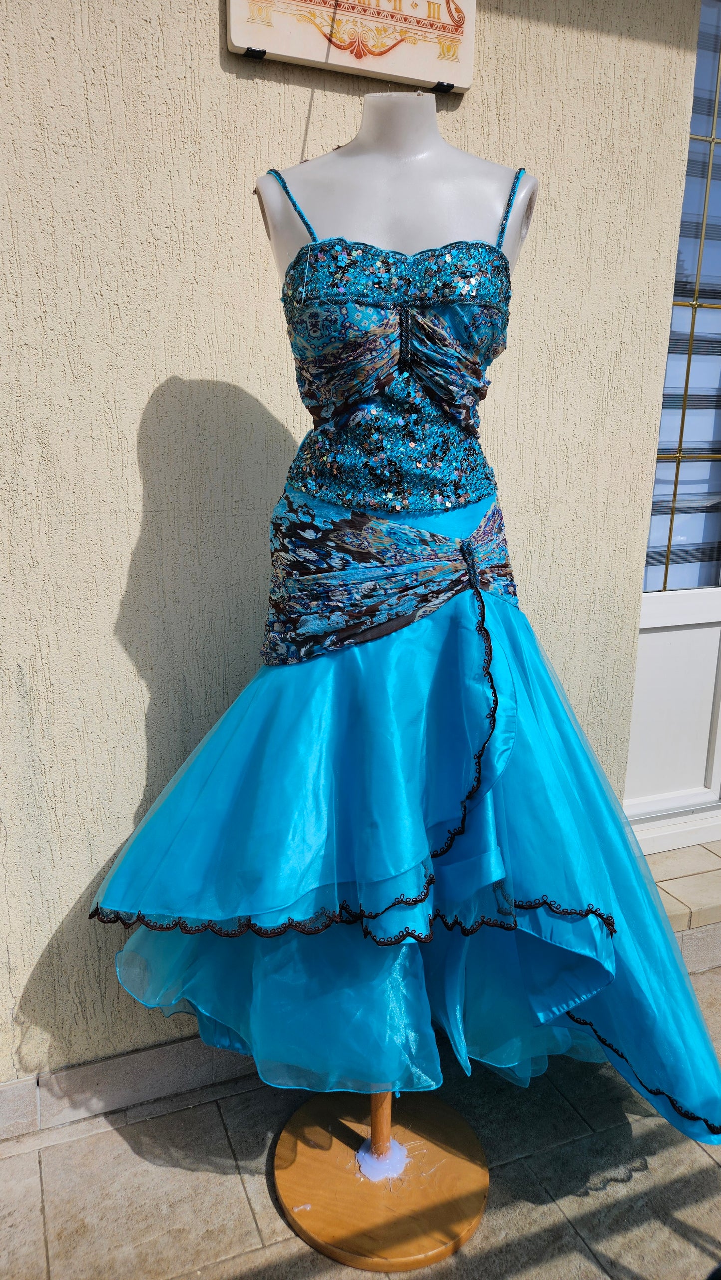 Conjunto de noche azul