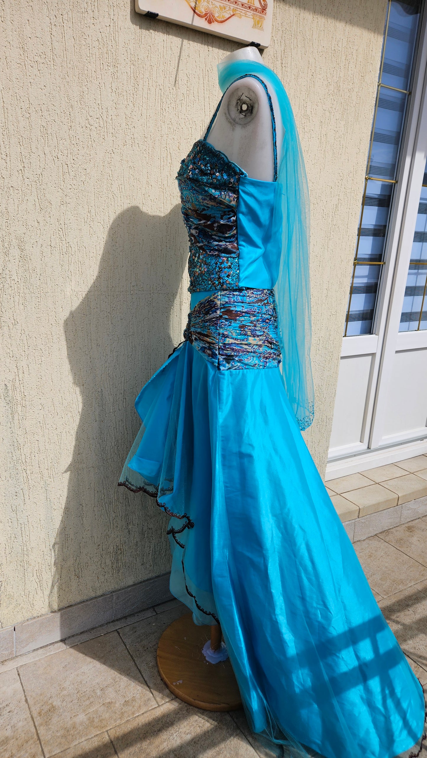 Conjunto de noche azul
