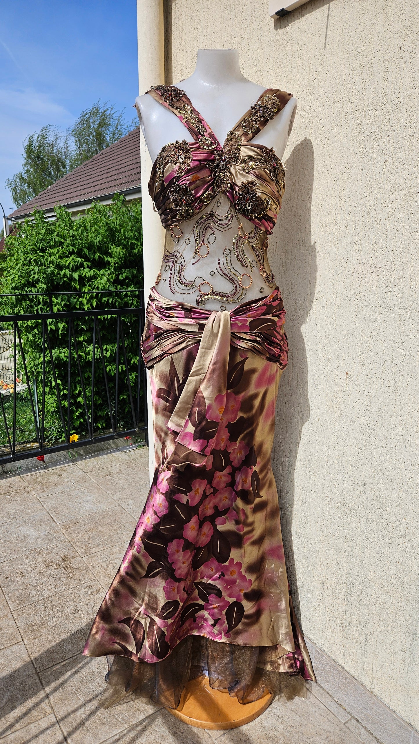 Vestido largo bordado
