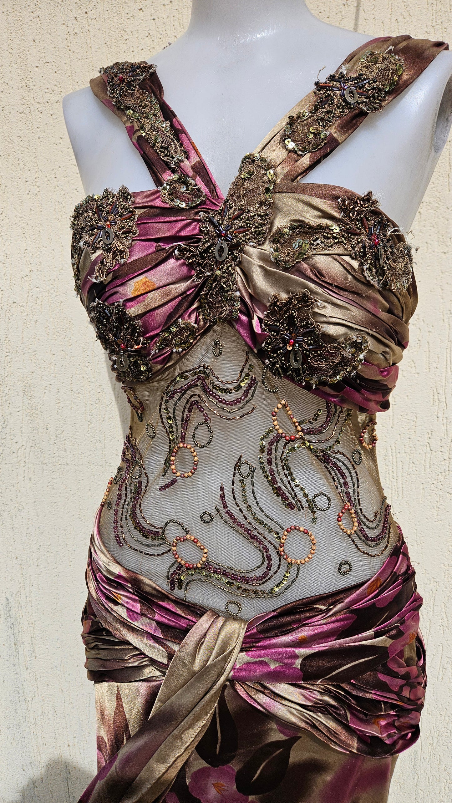Vestido largo bordado