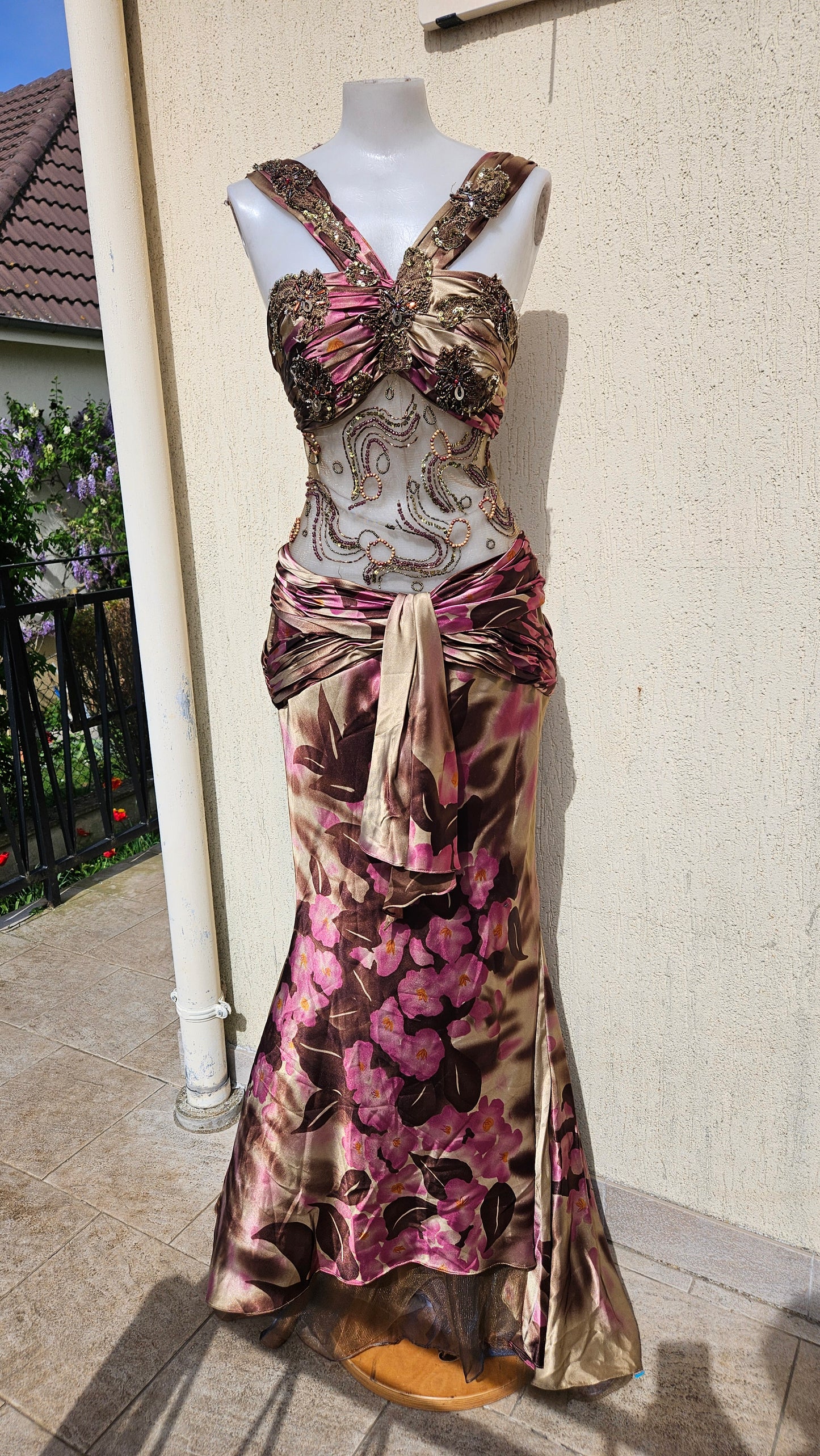 Vestido largo bordado