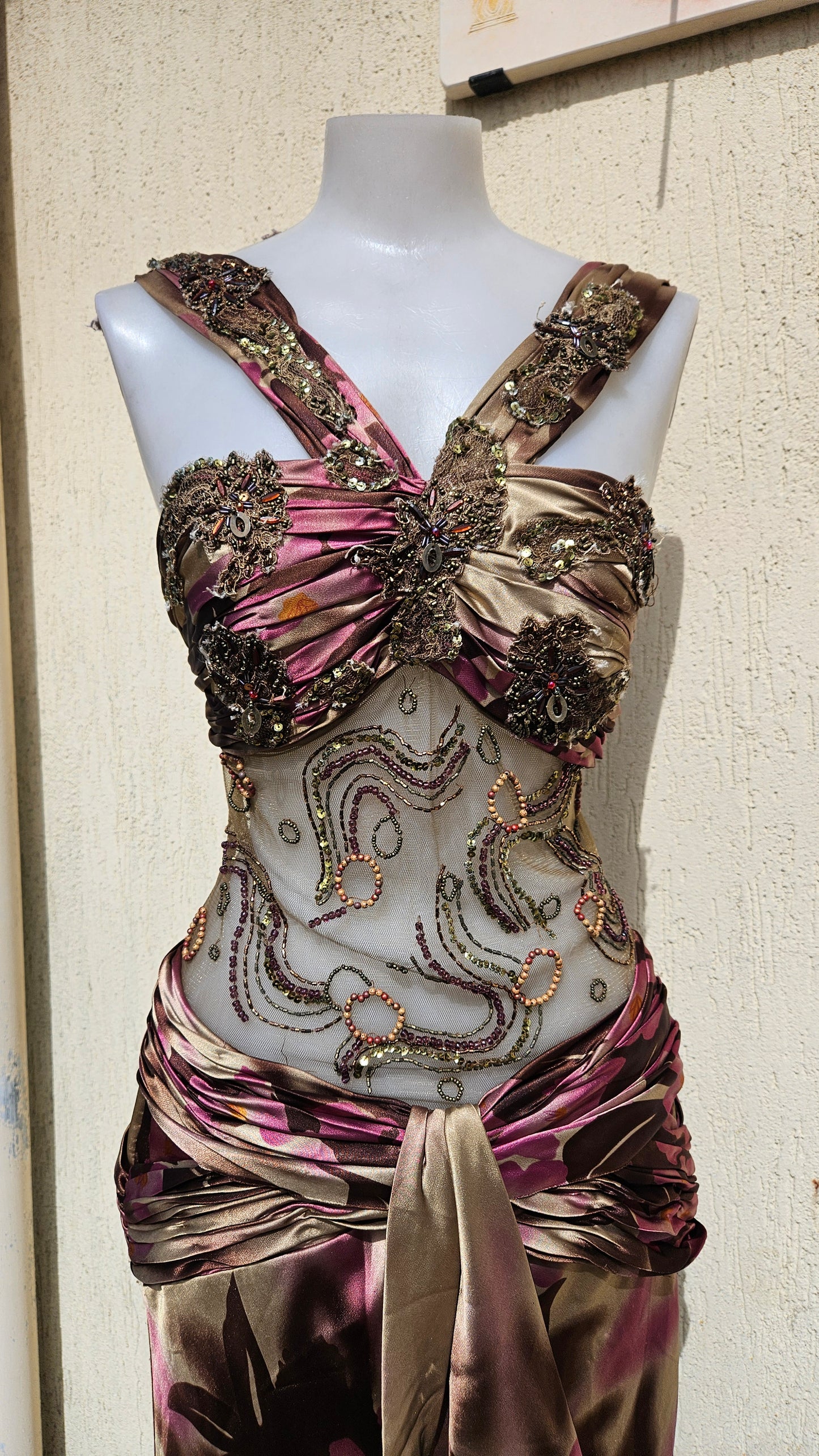 Vestido largo bordado