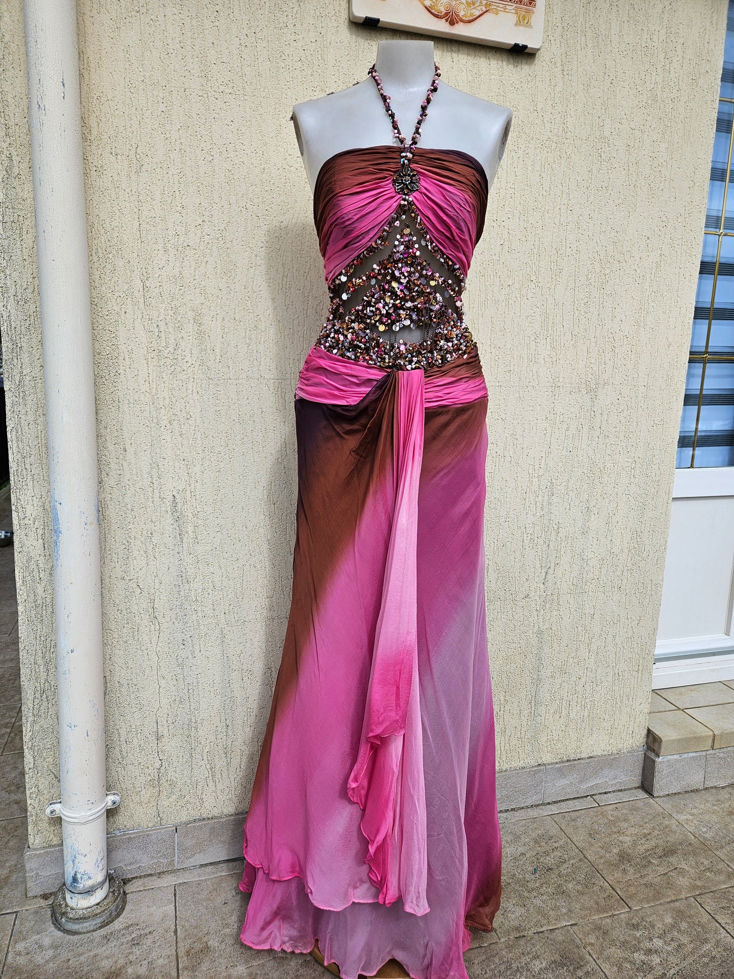 Robe en soie marron et rose