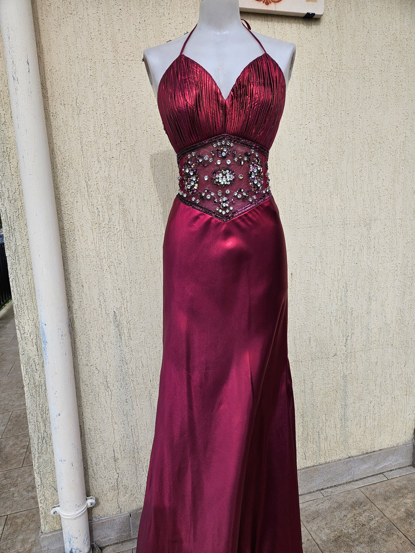 Maxi robe dos nu brodée