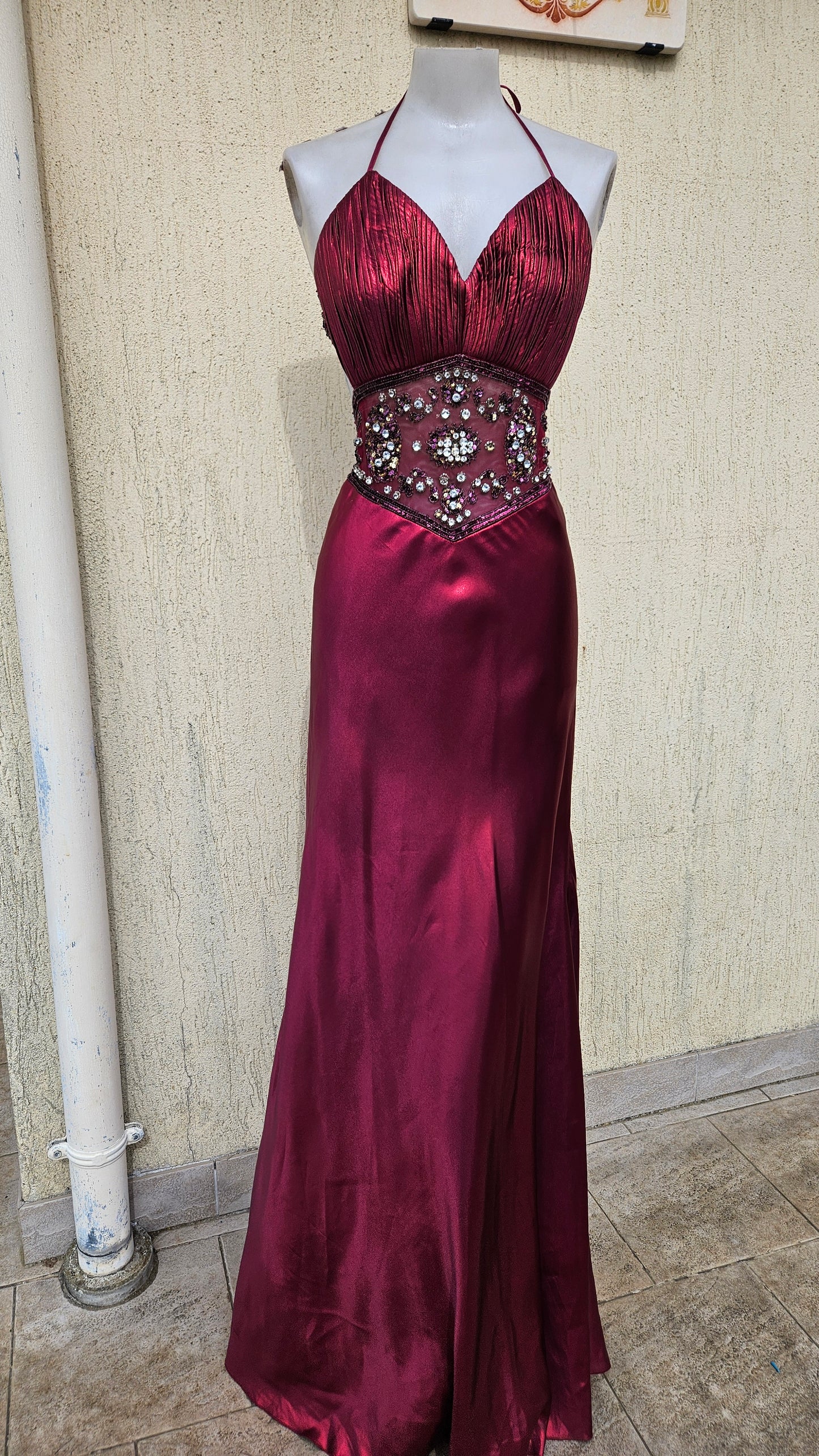 Maxi robe dos nu brodée