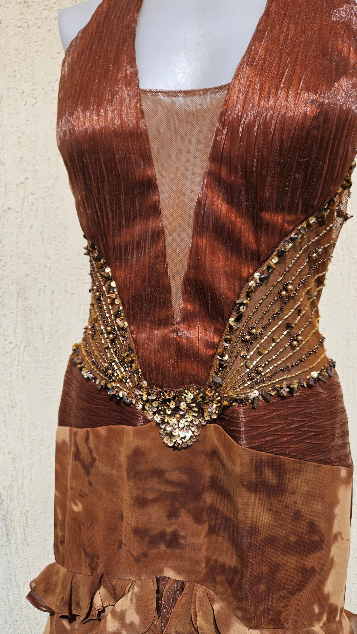 Robe dos nu brodée marron