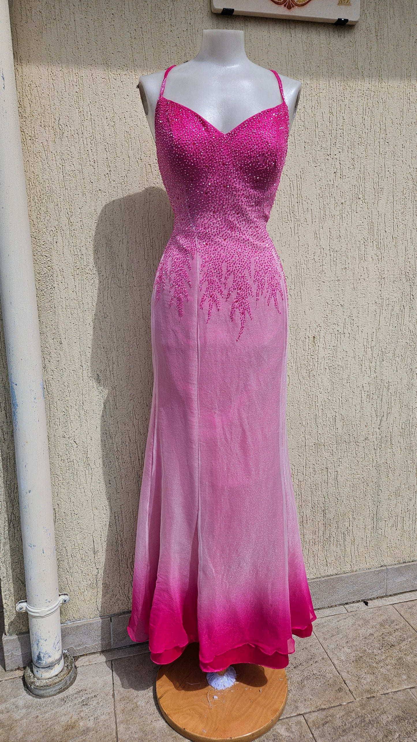 Discover this stunning 2000s vintage pink ombre maxi dress at Lucid Dream 2007. Featuring a sequined bodice and Y2K aesthetic, it's perfect for a retro prom look.