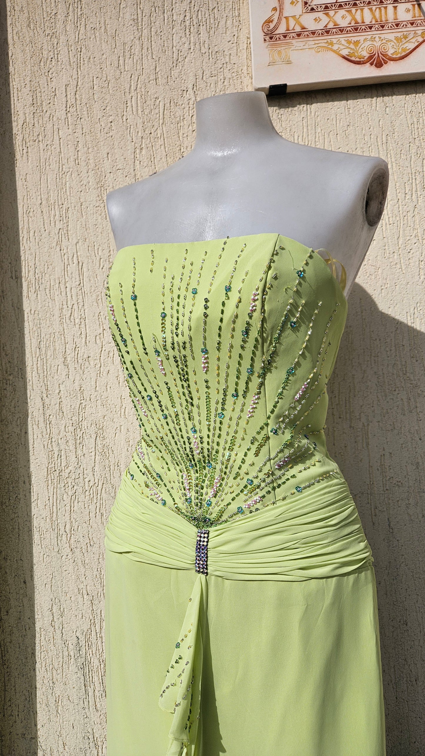 Embroidered green strapless dress