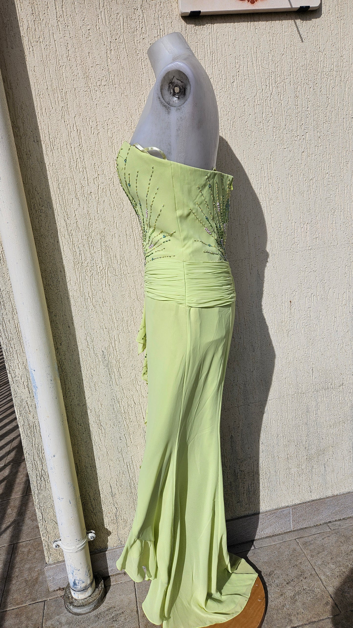 Embroidered green strapless dress