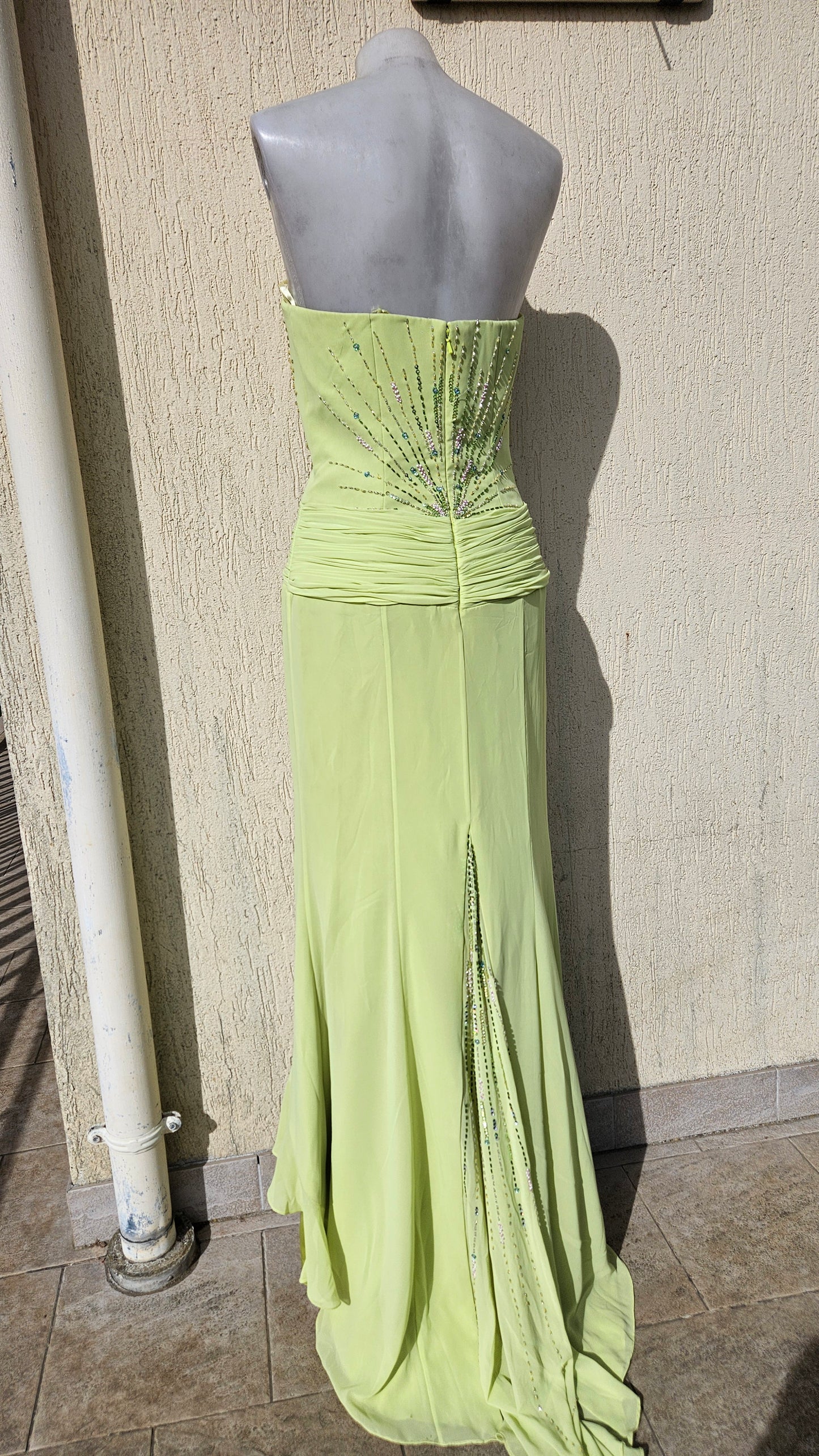 Embroidered green strapless dress