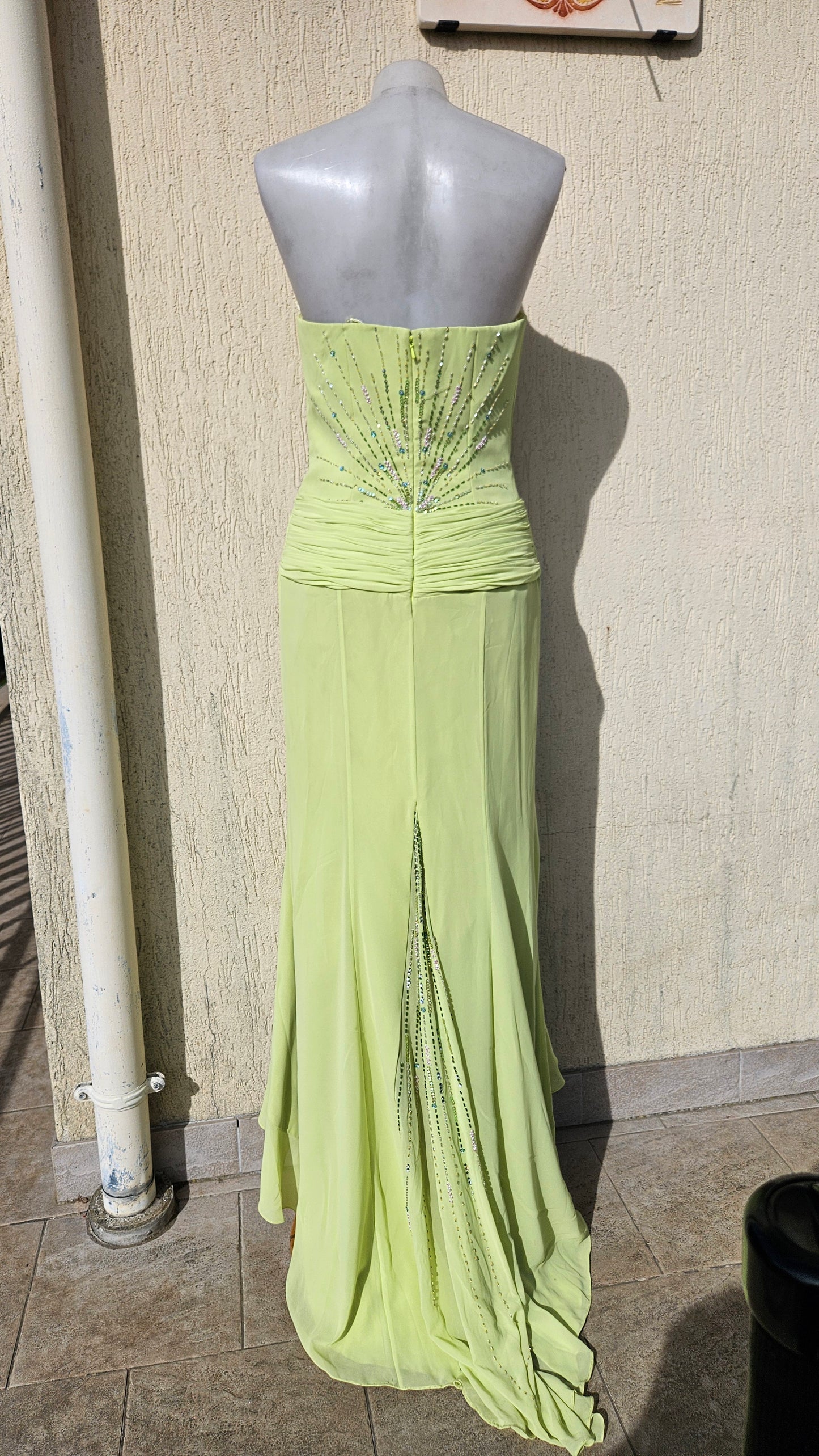 Embroidered green strapless dress