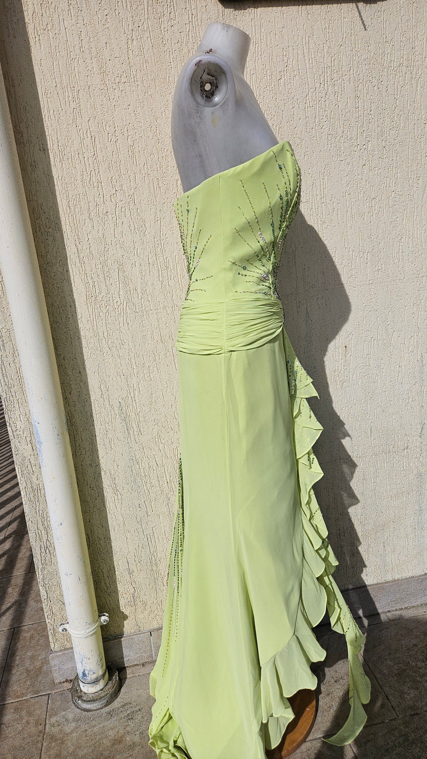 Embroidered green strapless dress