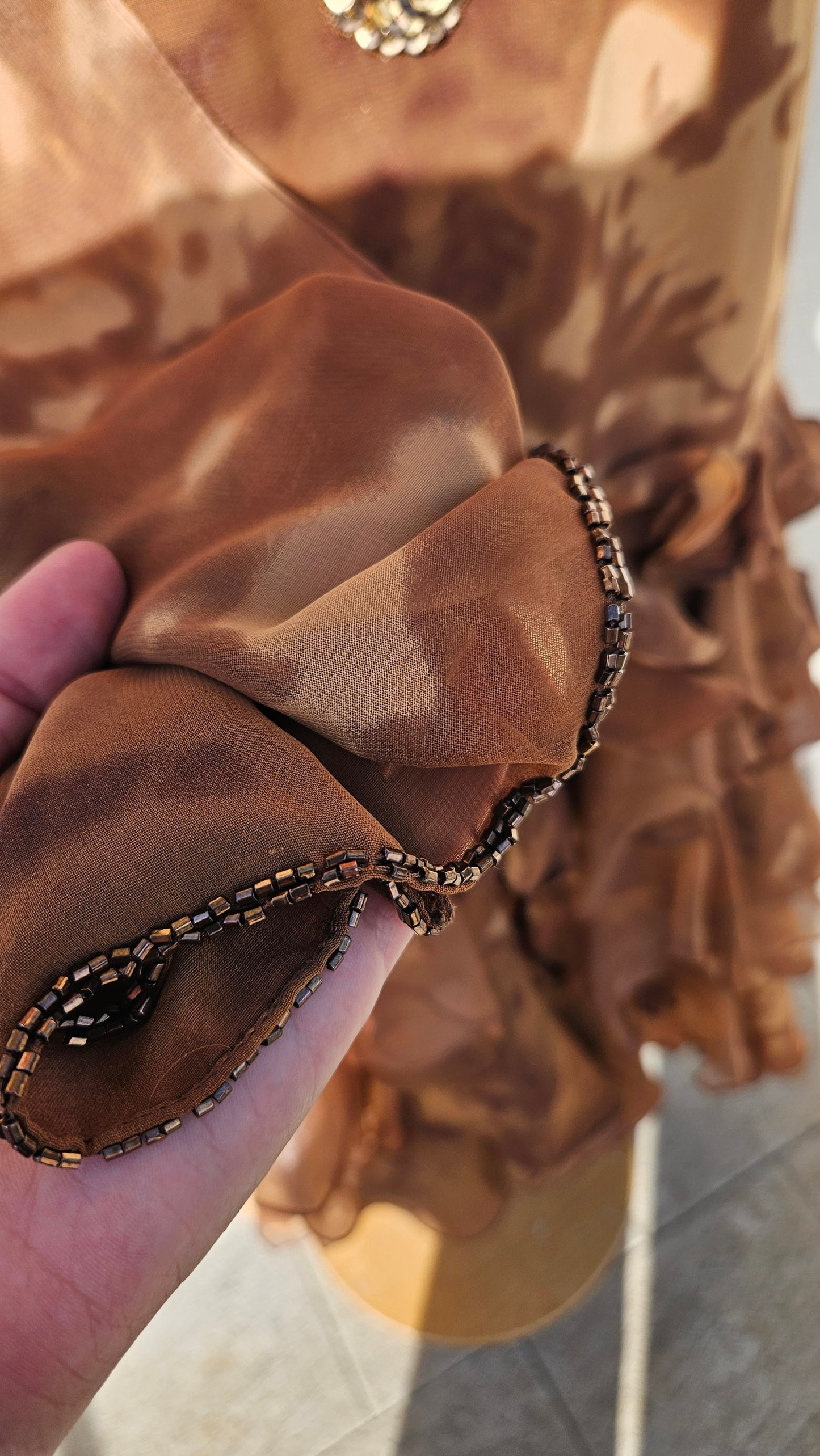 Embroidered brown backless dress