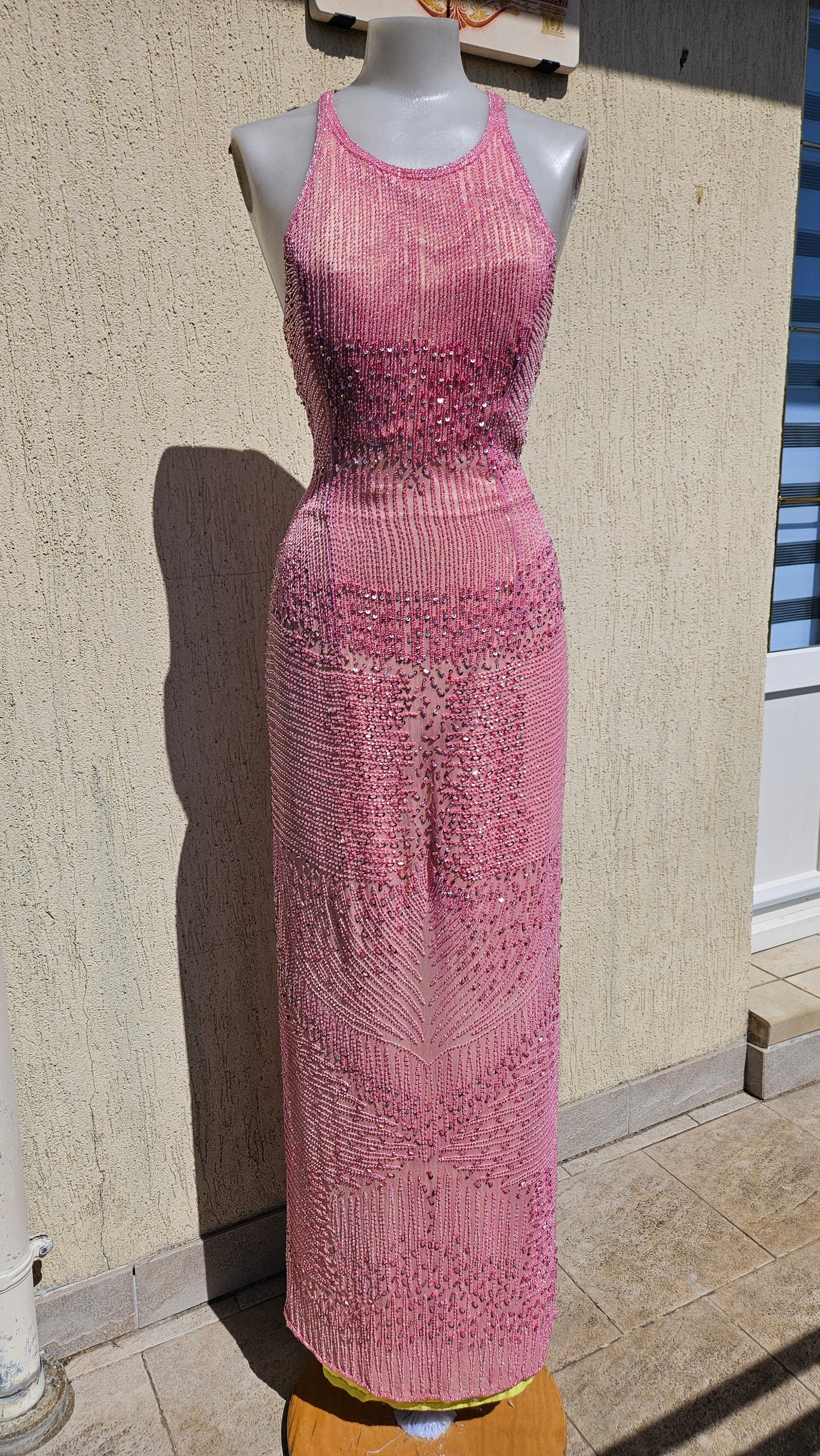 Robe rose en soie brodée Adrianna Papell