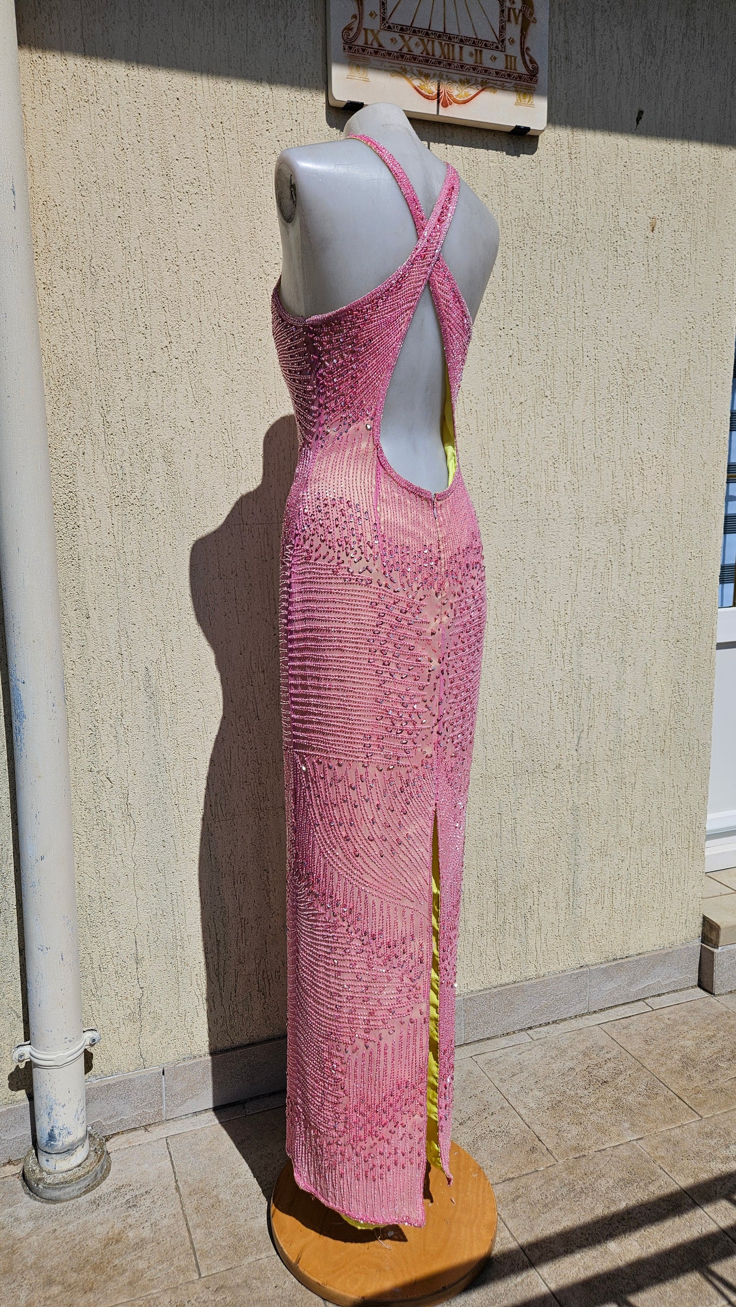 Robe rose en soie brodée Adrianna Papell