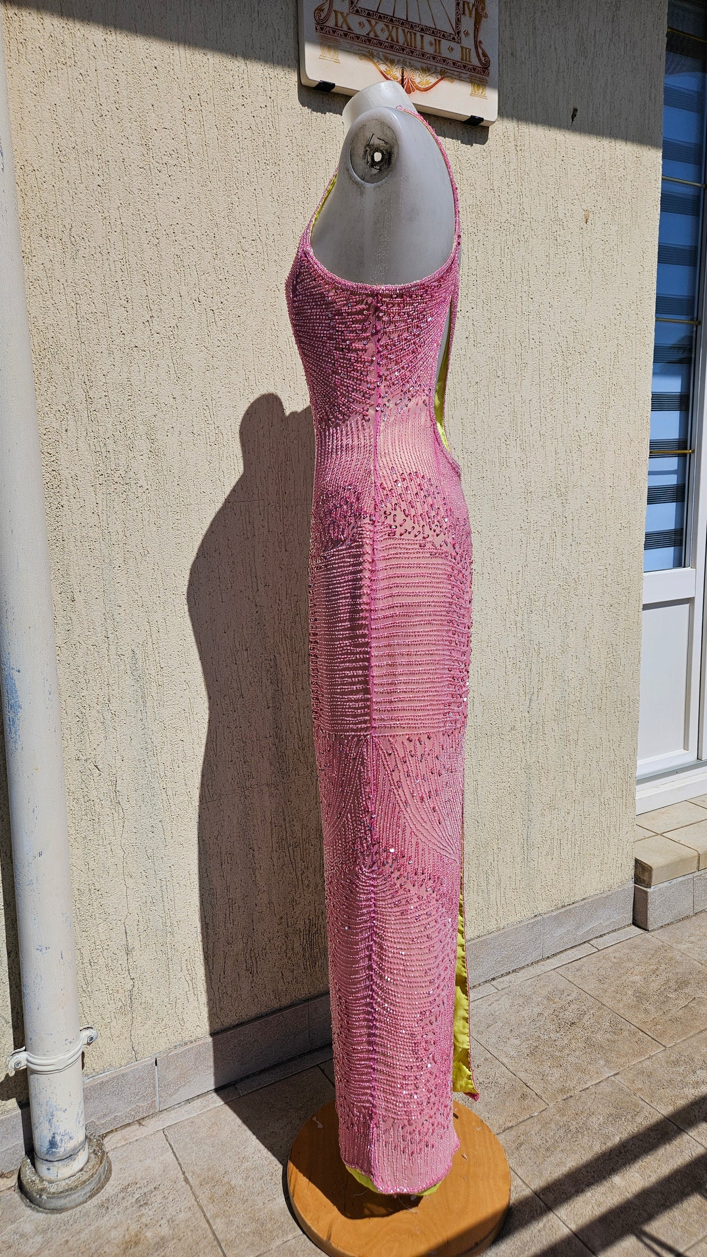 Robe rose en soie brodée Adrianna Papell