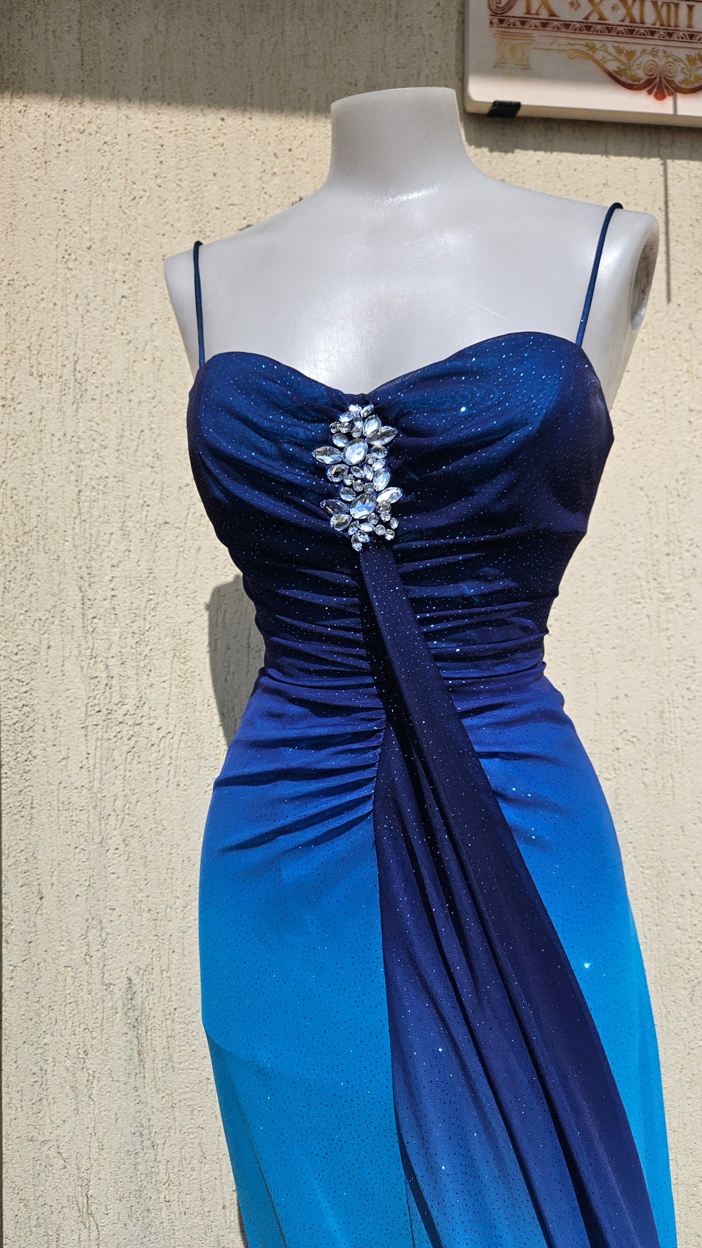 Robe dégradée bleue