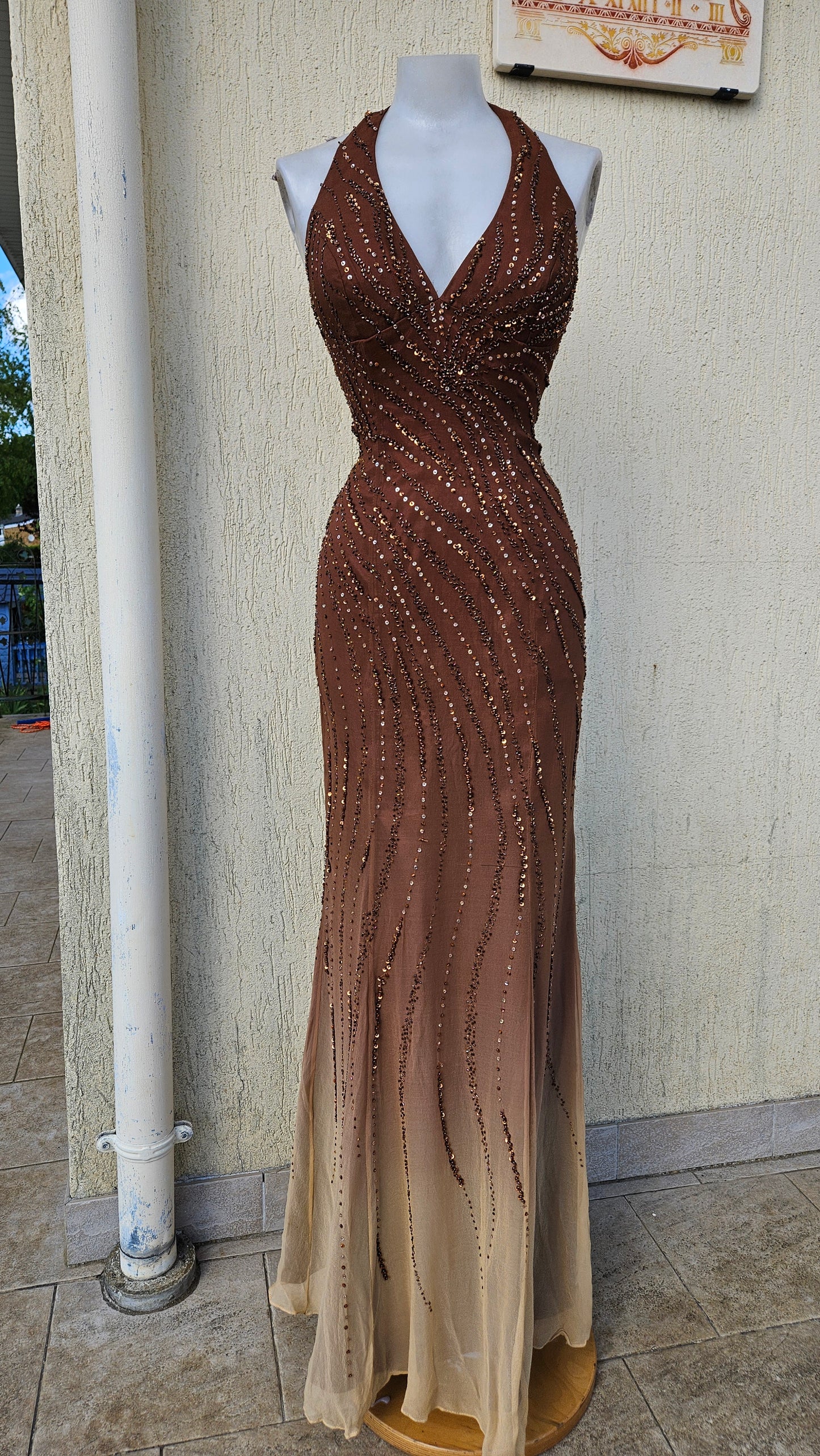 Vestido de seda degradado marrón y beige