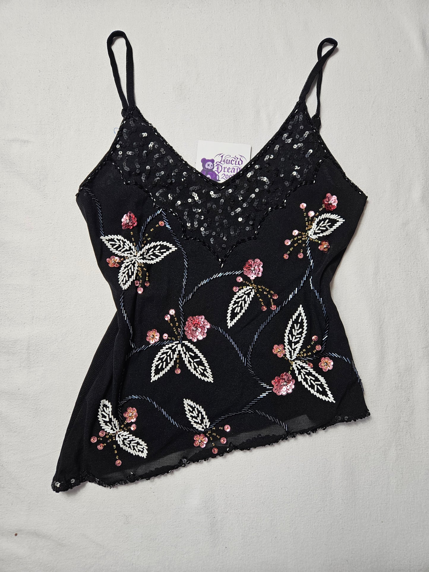 Haut noir brodé de papillons