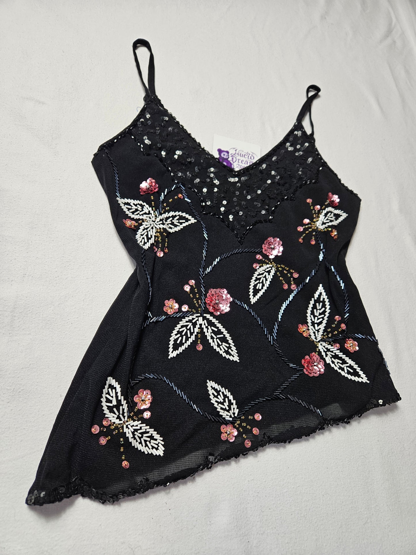 Haut noir brodé de papillons