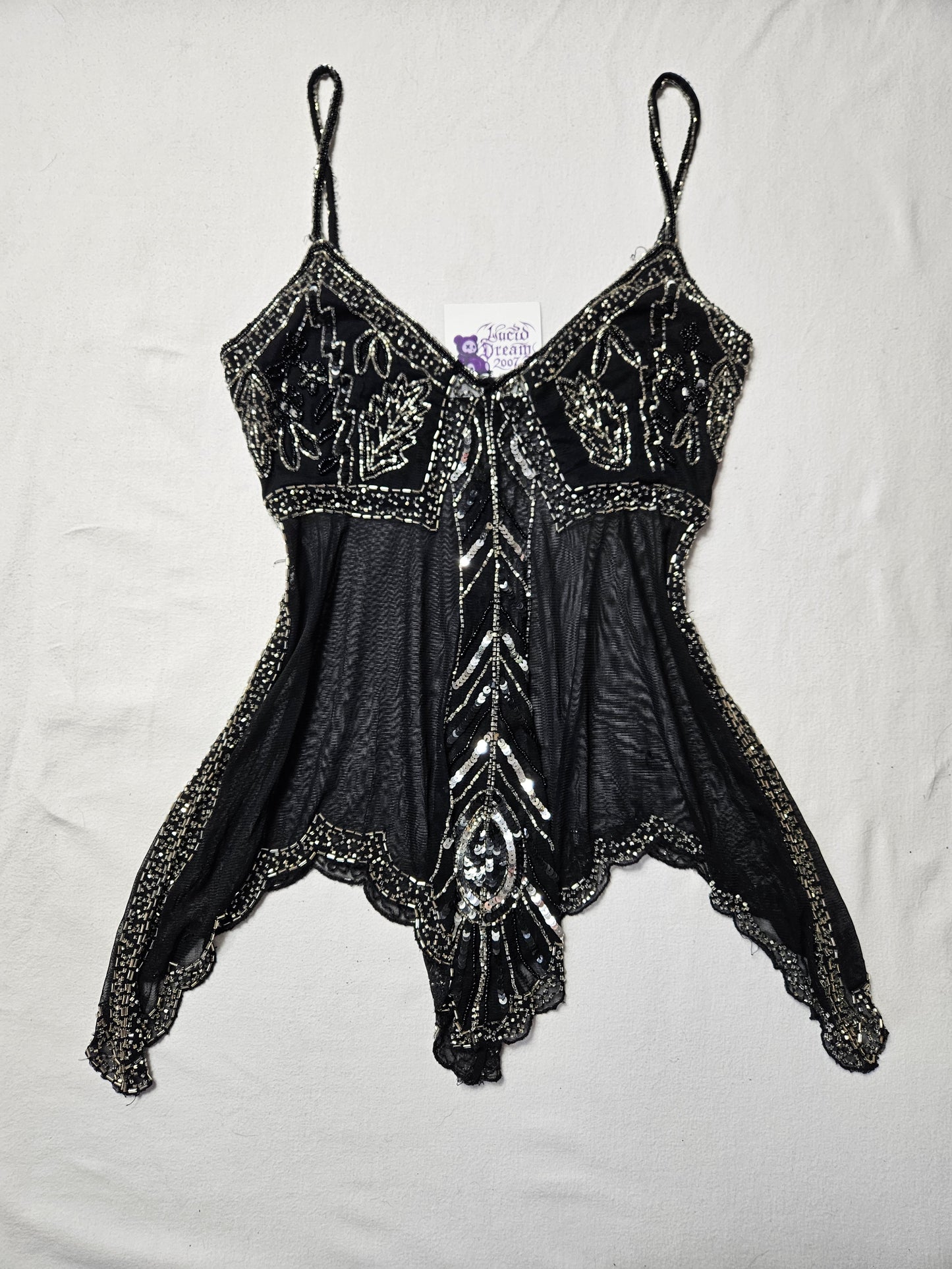 Haut noir asymétrique en voile brodé
