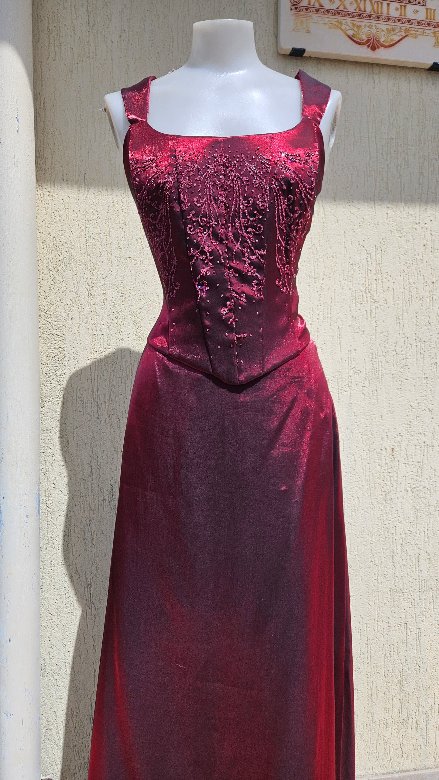 Ensemble bordeaux Yve London