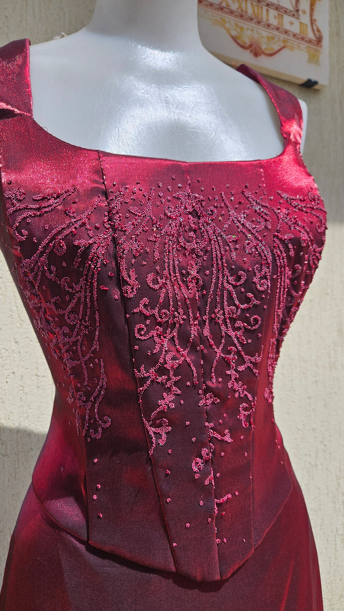 Ensemble bordeaux Yve London