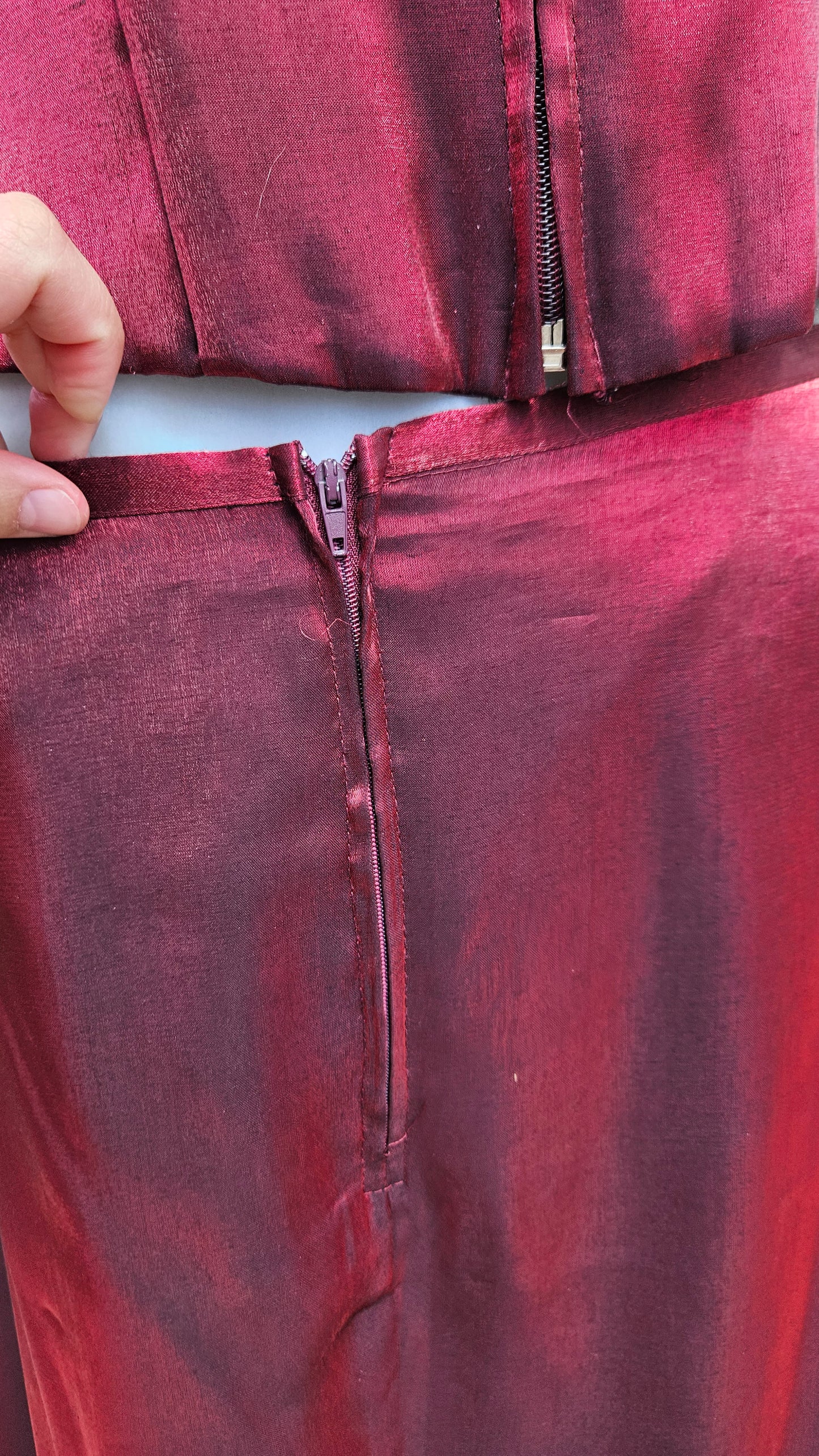 Ensemble bordeaux Yve London