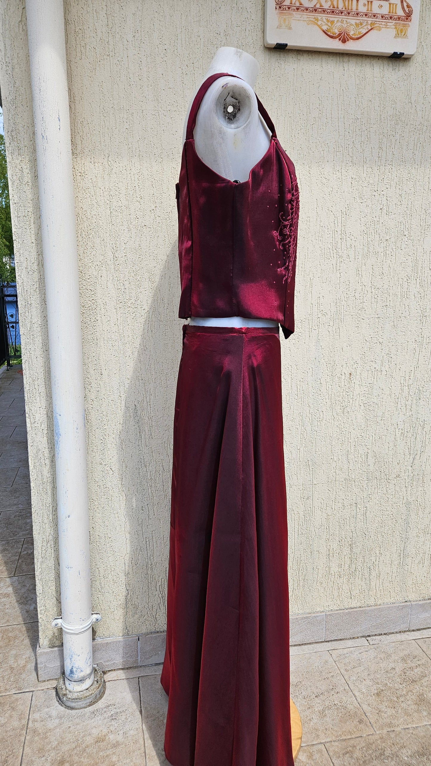 Ensemble bordeaux Yve London