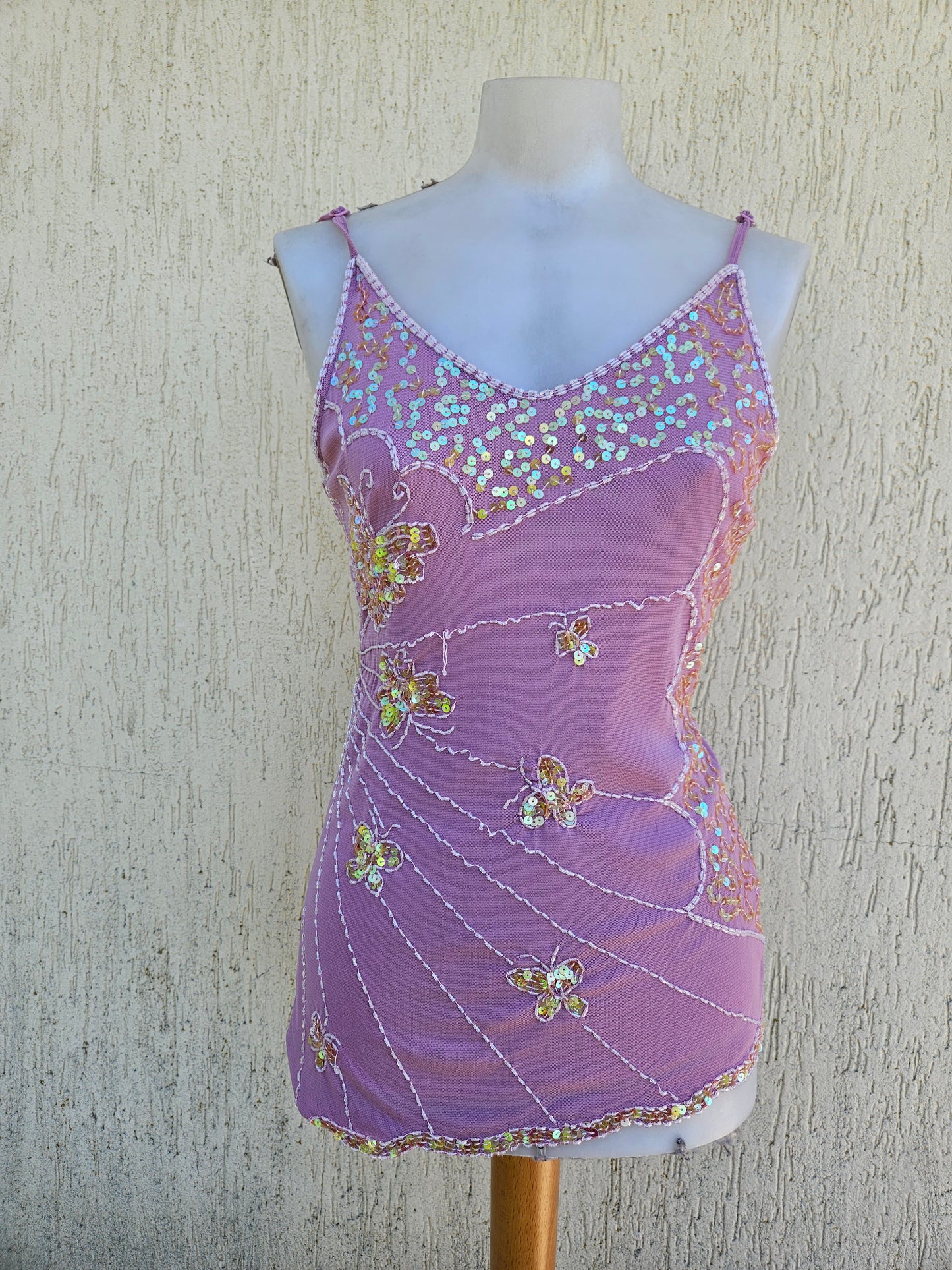Haut en voile brodé rose motifs papillons