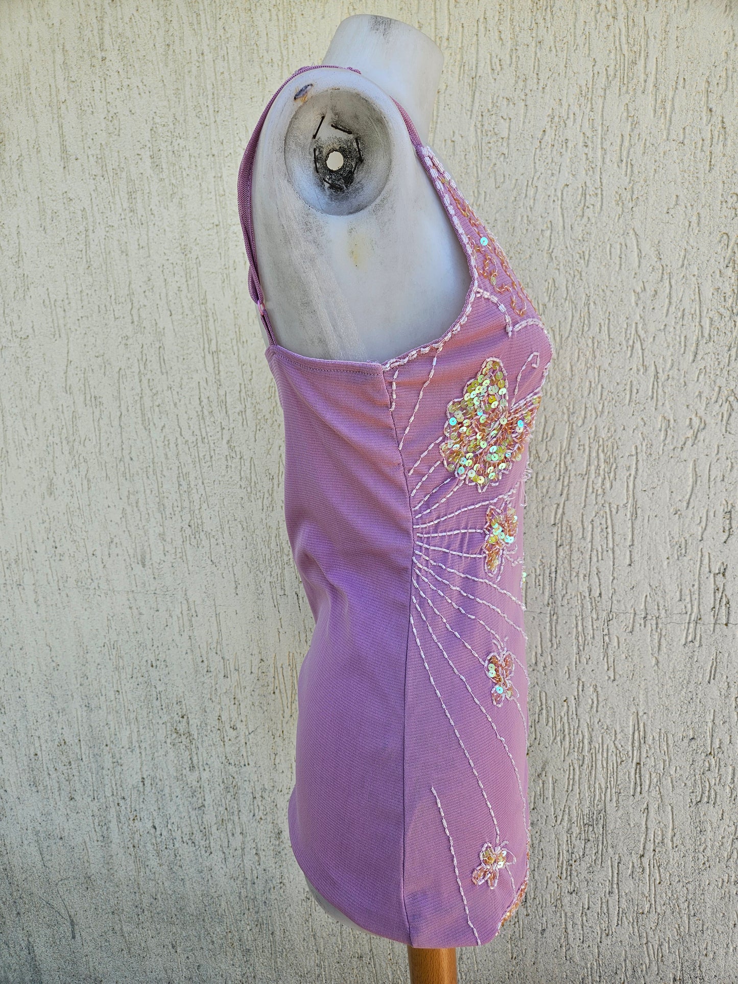 Haut en voile brodé rose motifs papillons